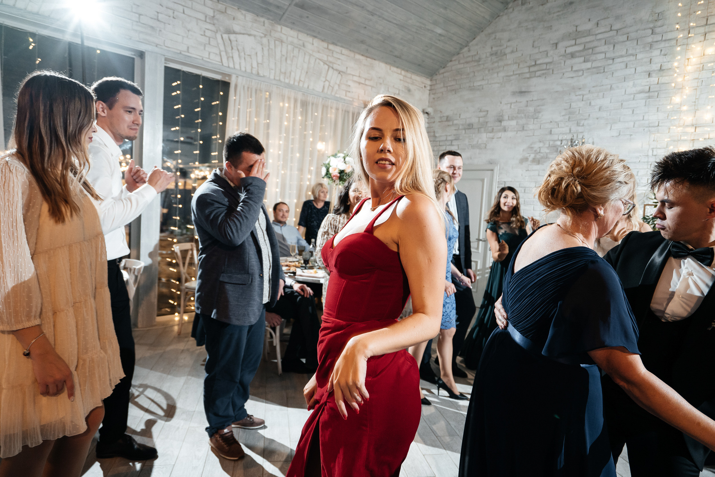 Айвар и Александра. Павел Мерк. Стильная свадебная фотография