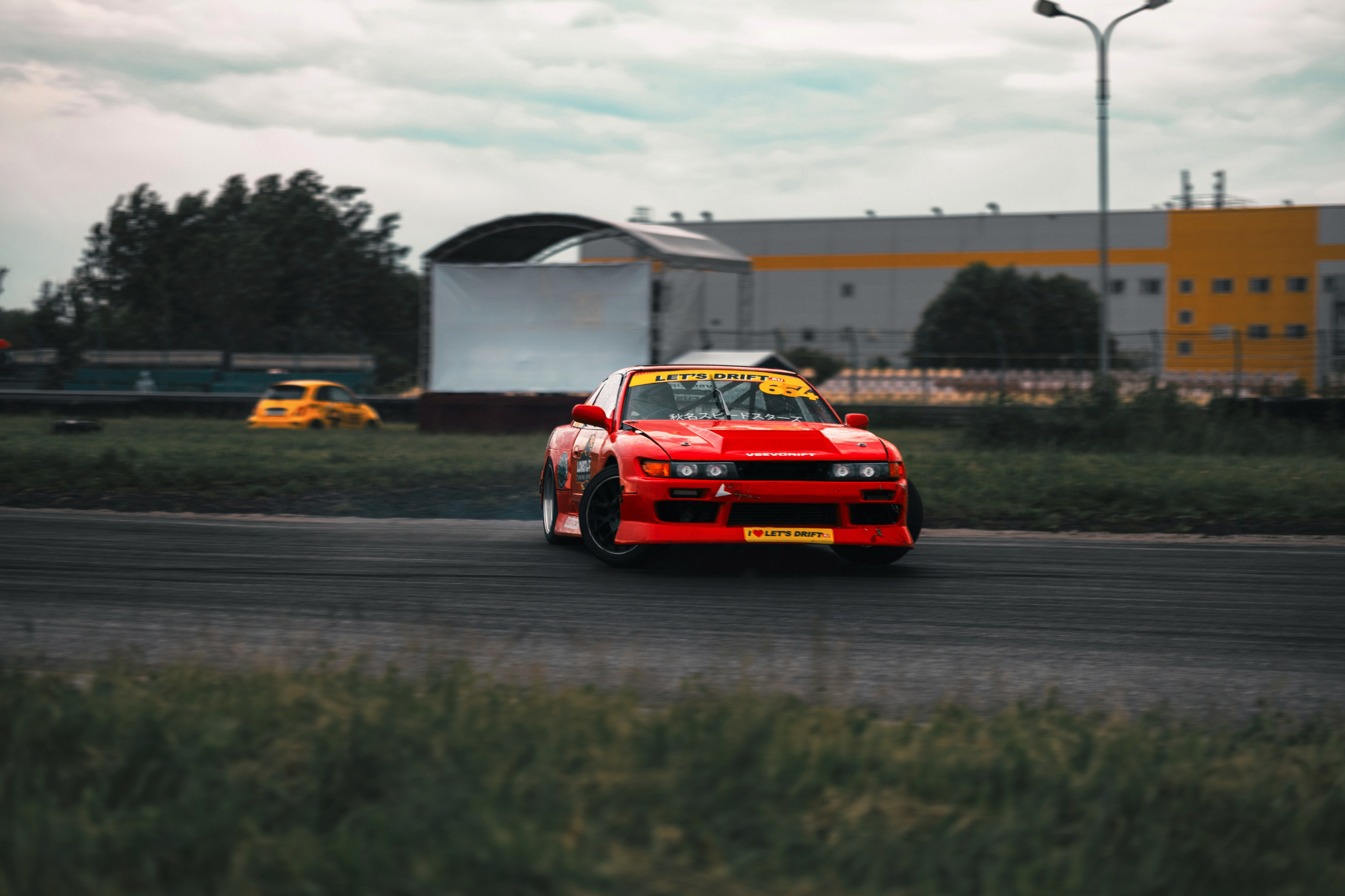 Фоторепортаж с «Больших Гонок» — дрифт, драг, звук