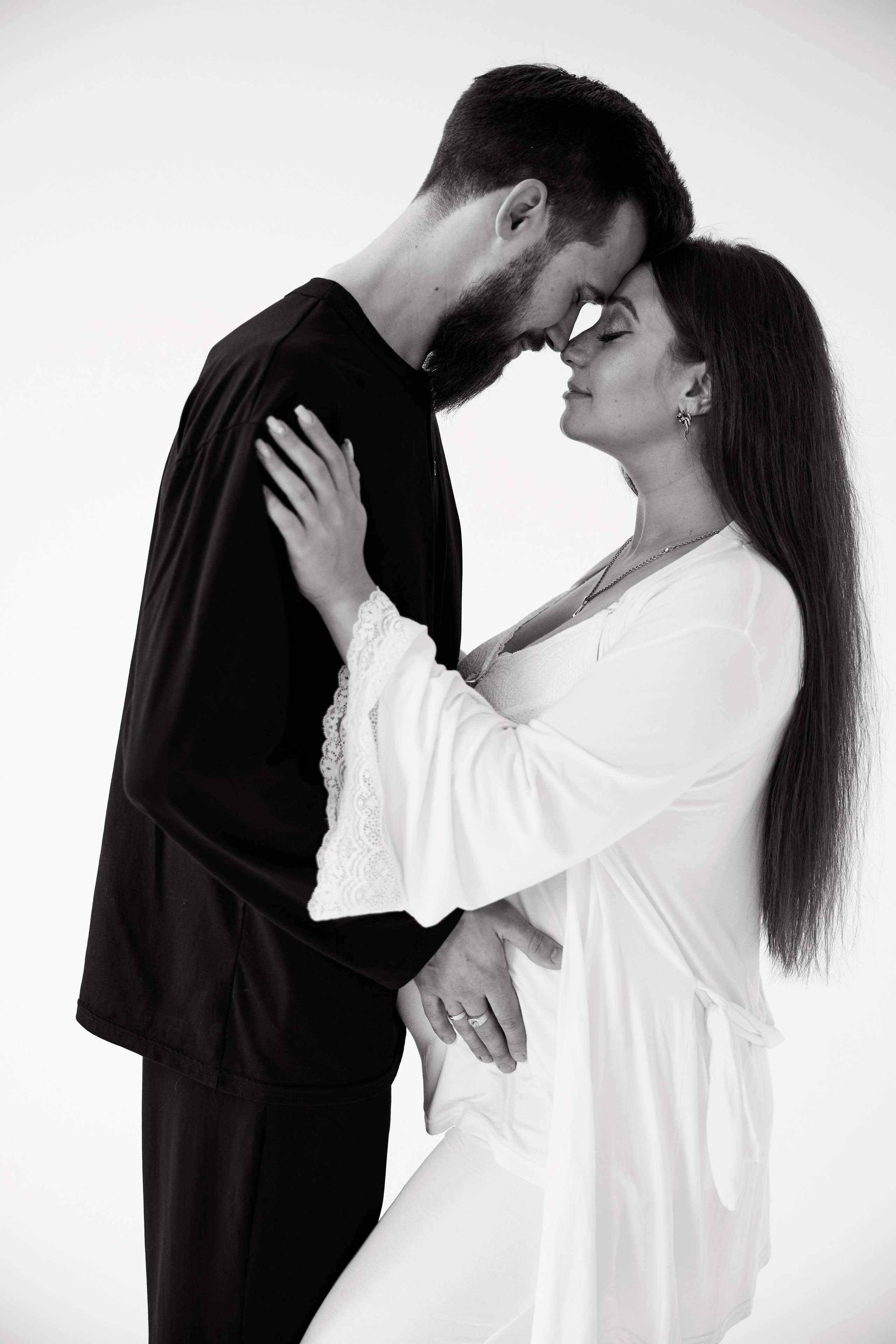 Фотосессия беременности в студии. Портретный, семейный, свадебный фотограф в Магадане — Екатерина Литвин