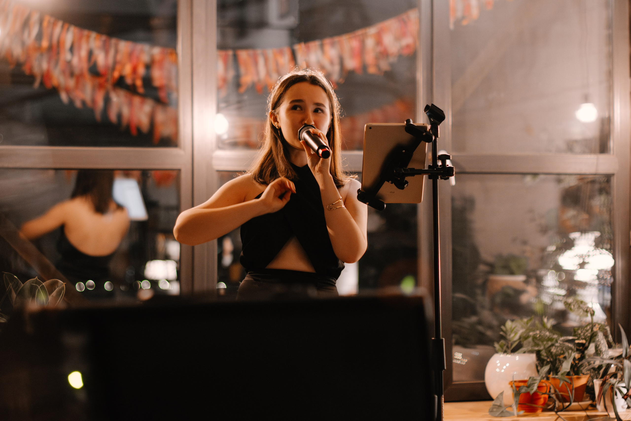 Квартирник MUZOTEKA: «Осенний ДеПесняк». Фотограф в Челябинске Любовь Денисенко