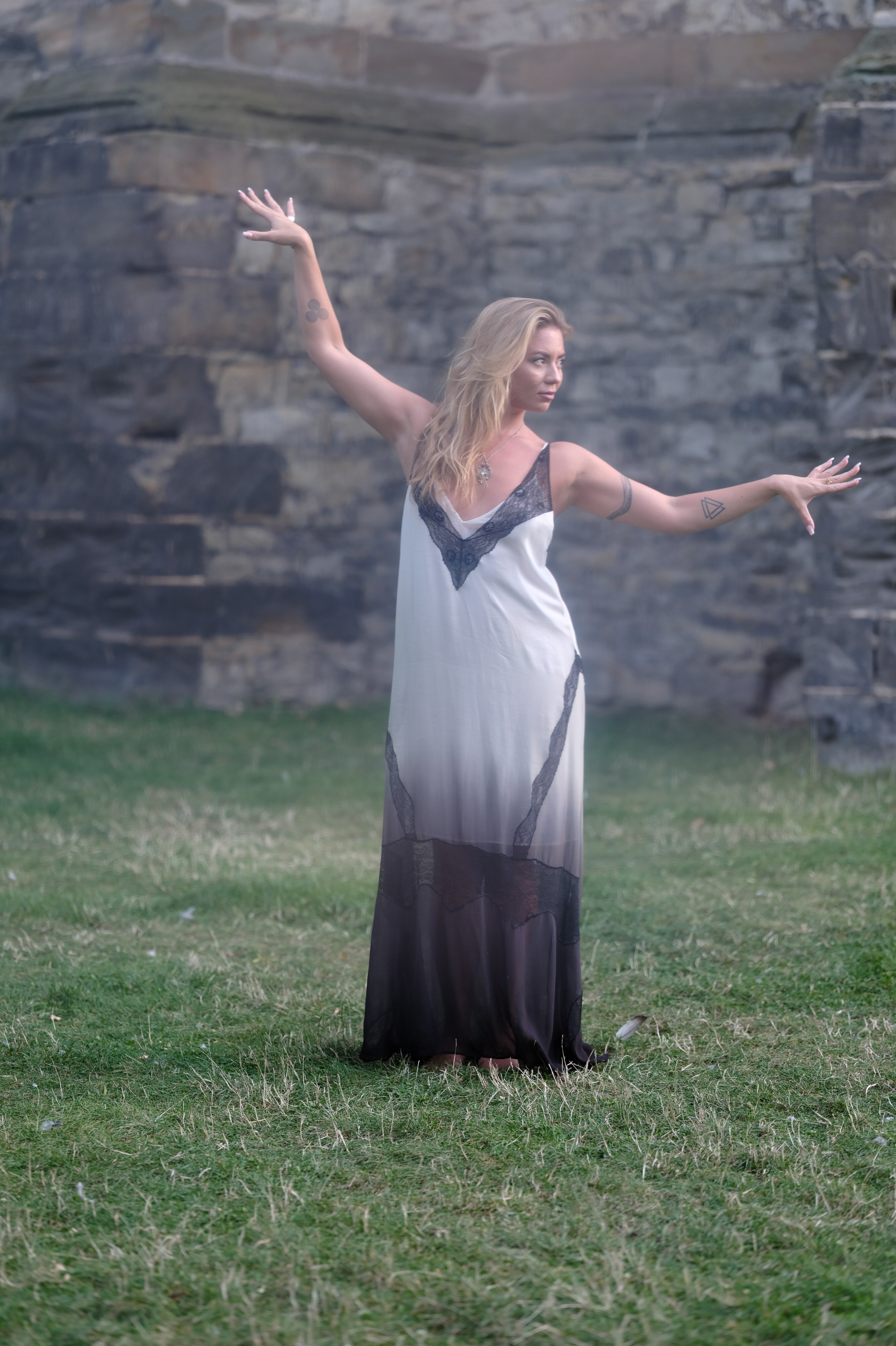 Настя. Фотограф в Москве и Праге: индивидуальные портреты, парные фотосессии