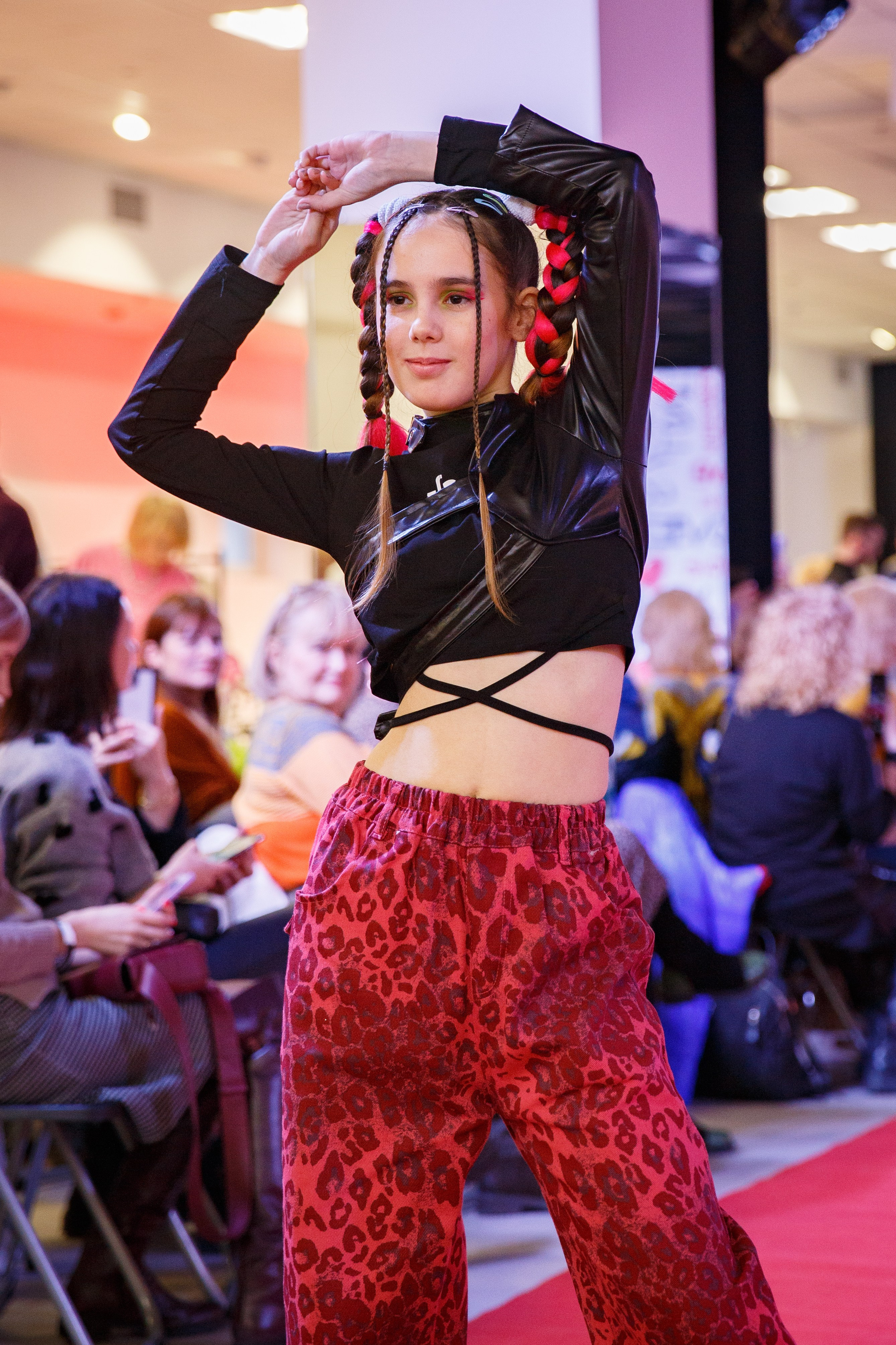 Дефиле. Художественный и репортажный фотограф в Санкт-Петербурге Виктория Никитина