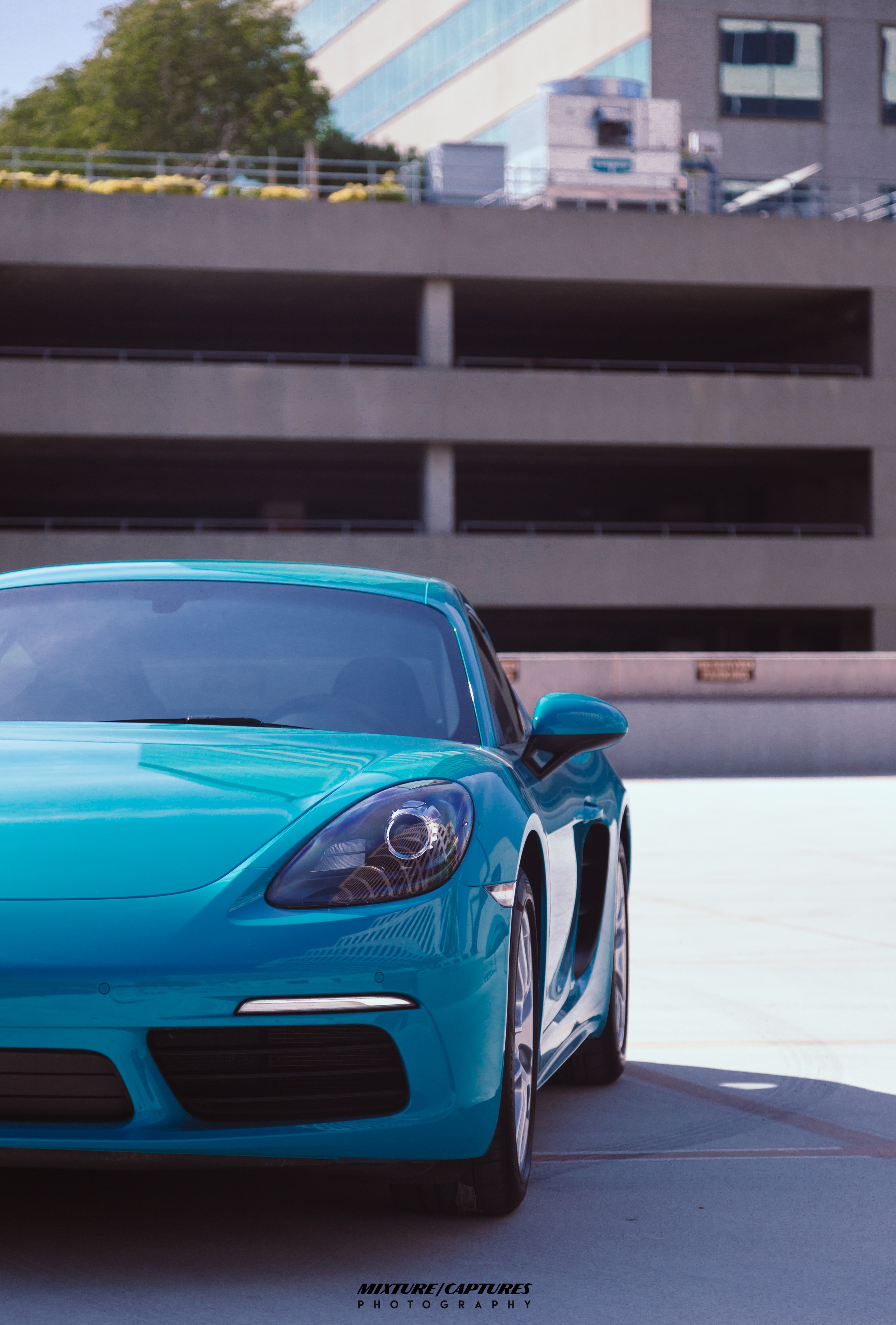 2019 Porsche 718 Cayman. Mixturecaptures