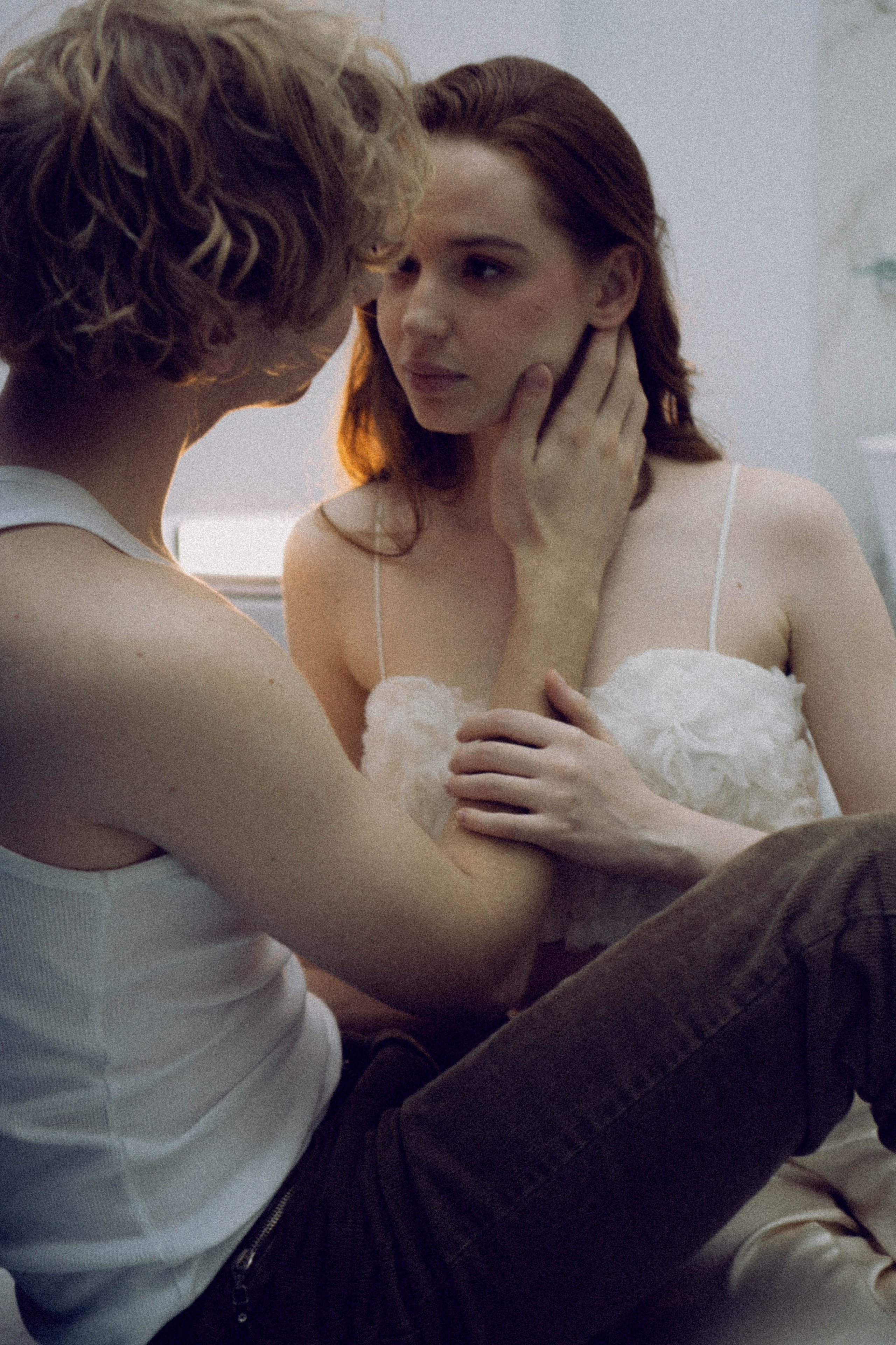 СВАДЕБНАЯ СЬЕМКА В ОТЕЛЕ. СБОРЫ ЖЕНИХА И НЕВЕСТЫ И ТАКЖЕ ТОР И ПОДГОТОВКА К ПРОГУЛКЕ. Профессиональный фотограф, Санкт-Петербург — Виктория Богомолова