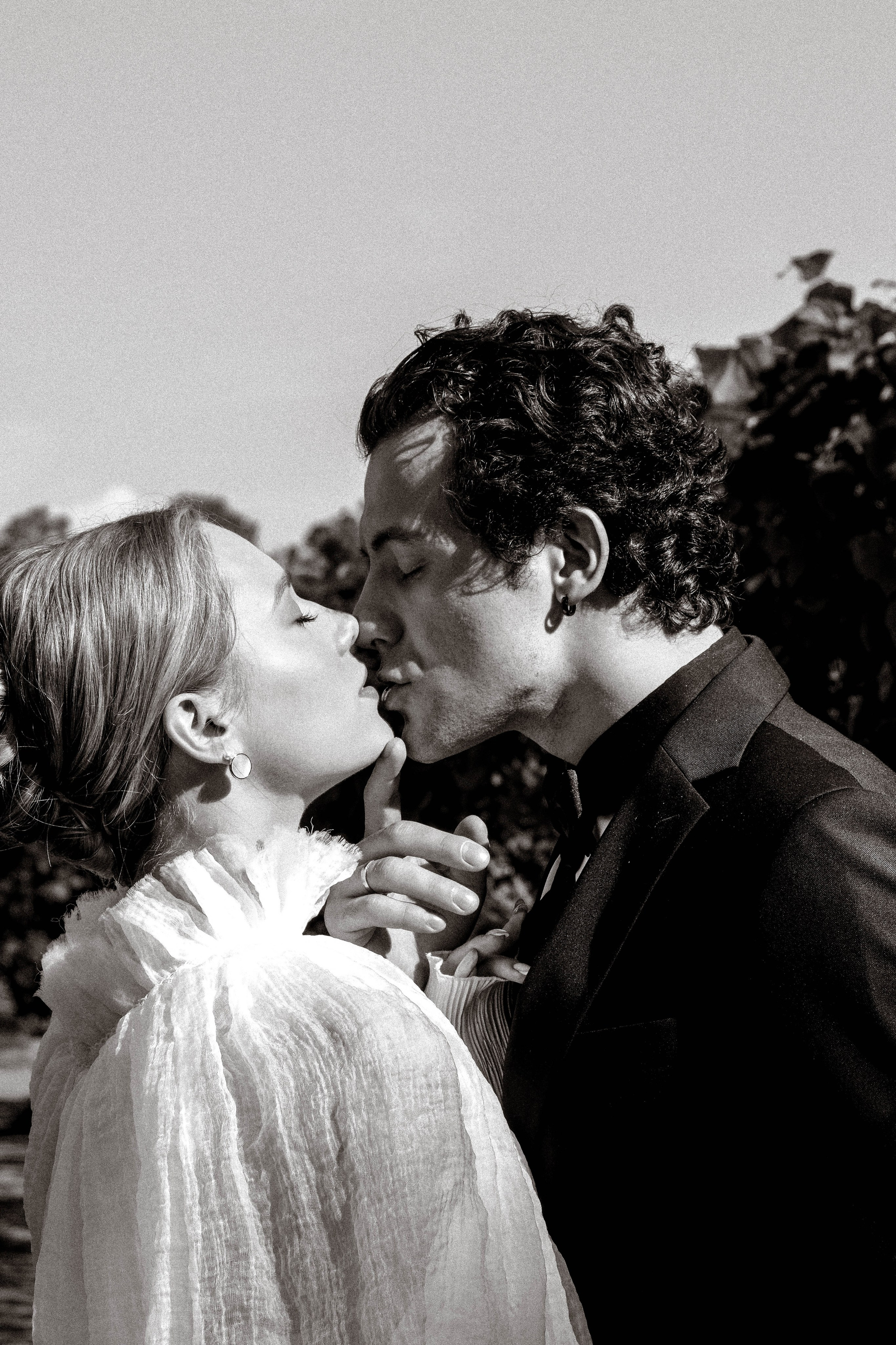 СВАДЕБНАЯ СЬЕМКА В ПАРКЕ ОРАНИЕНБАУМ. Профессиональный фотограф, Санкт-Петербург — Виктория Богомолова