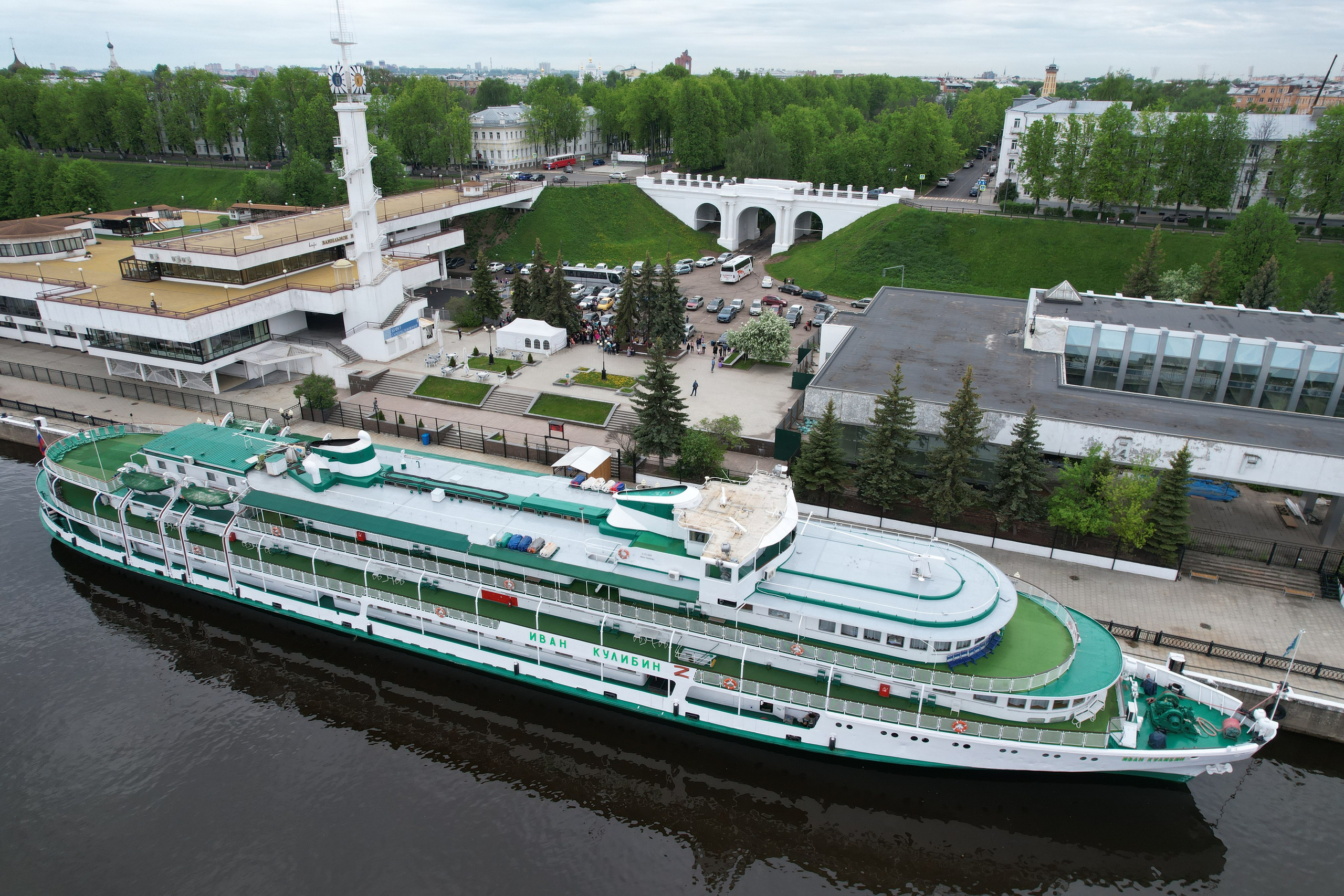 Аэросъёмка в Ярославле — фото и видео с дрона / квадрокоптера от студии Грибов Медиа | от 2500 ₽/час. Фото и видеосъёмка в Ярославле | Грибов Медиа контент студия  — от 2500 ₽/час