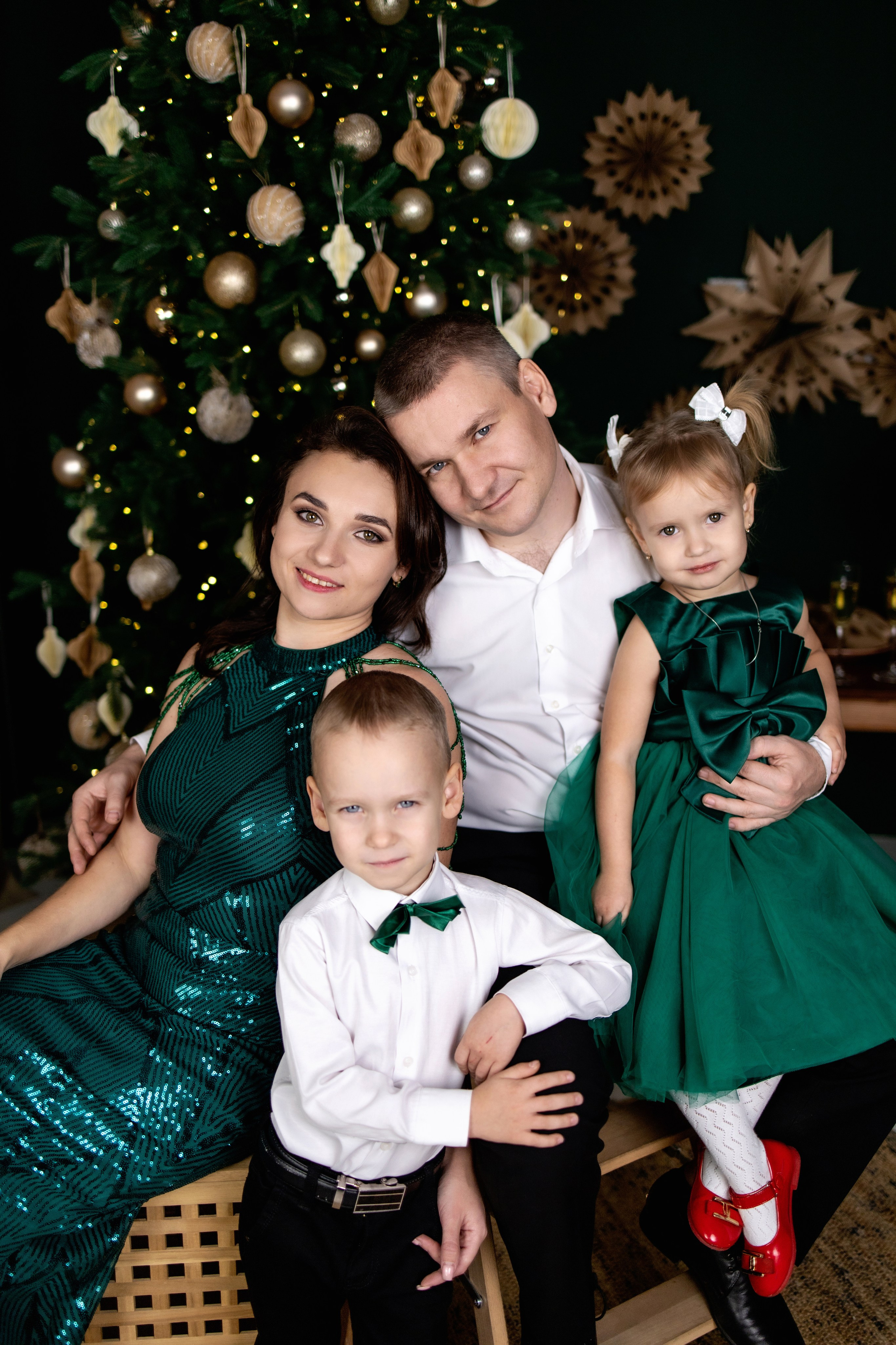 Виталина и семья. Фотограф Надежда Лукьянова