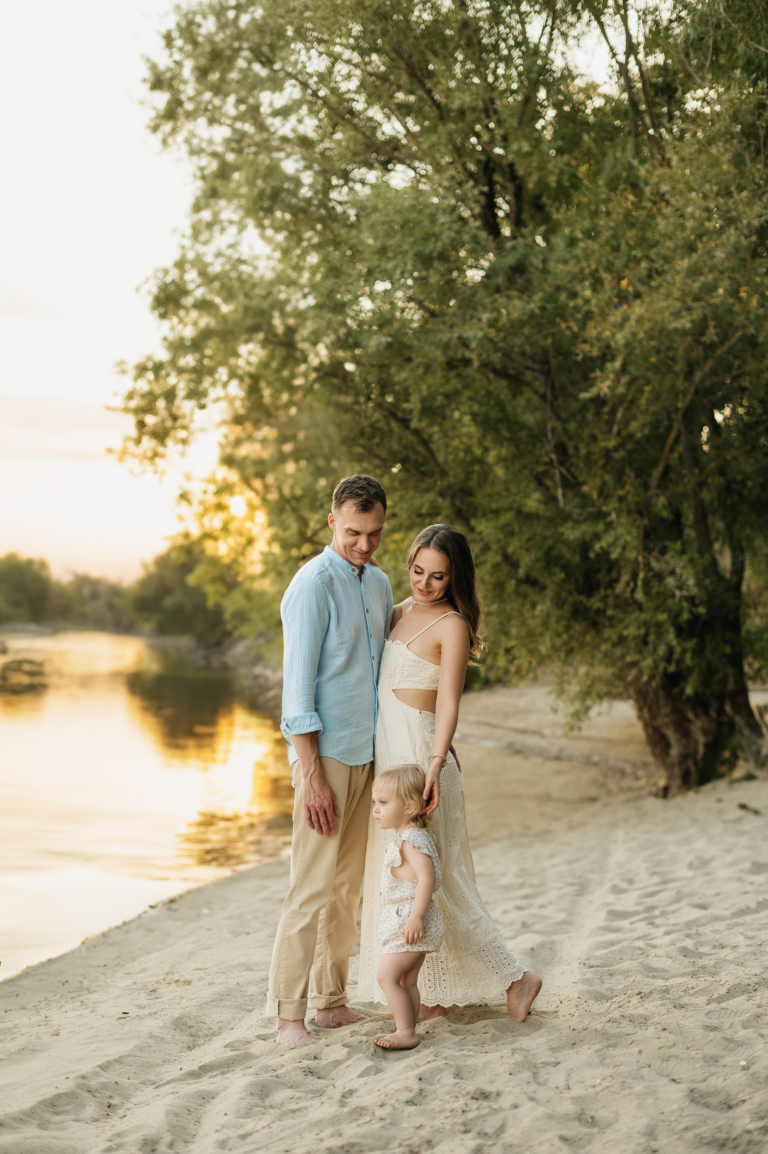 Семейная фотосессия у озера. Свадебный и семейный фотограф Кореновск/Краснодар