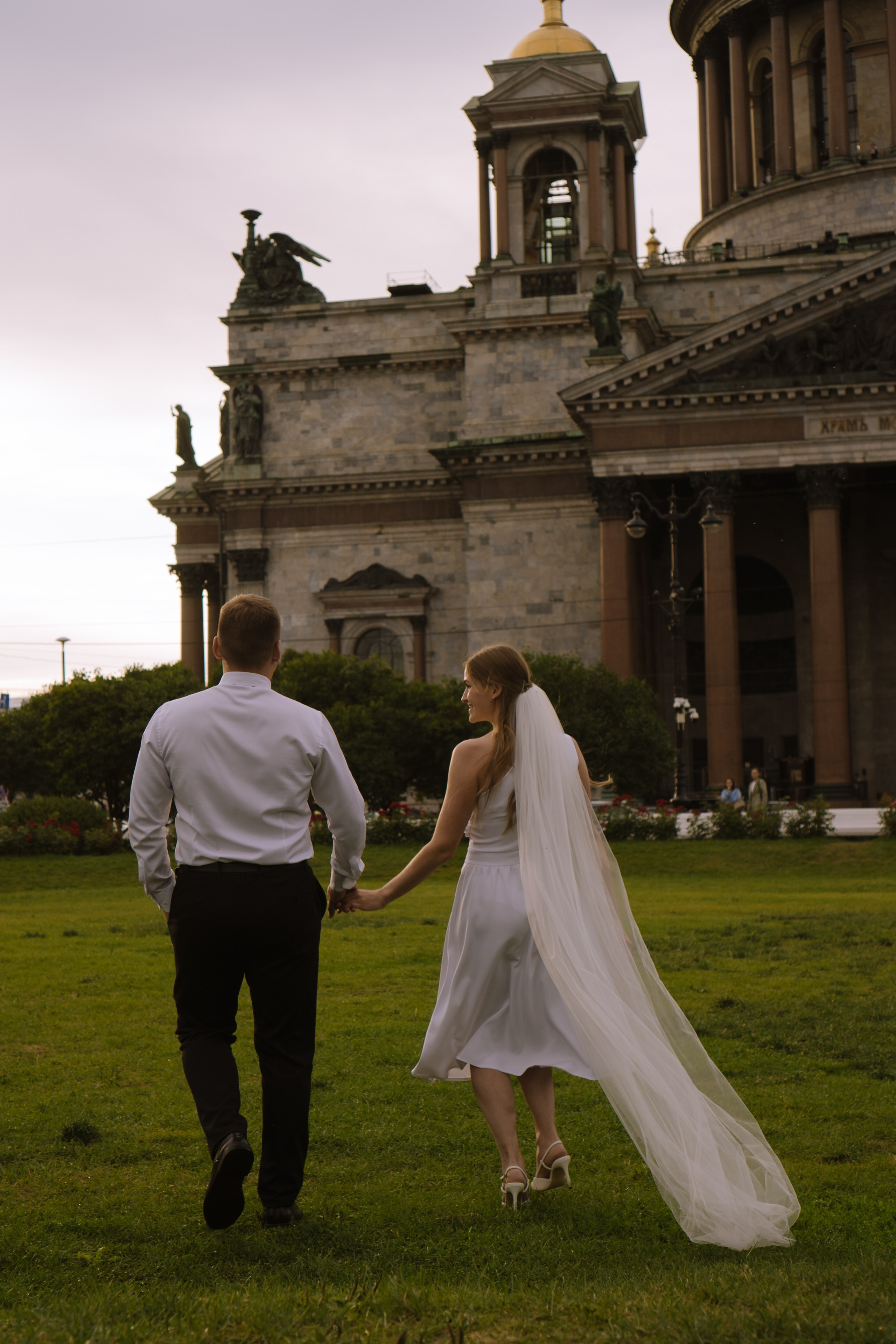 СВАДЕБНАЯ СЬЕМКА С ИСАКИЕВСКИМ СОБОРОМ, АСТОРИЯ И ЗАКОНОДАТЕЛЬНОЕ СОБРАНИЕ. Профессиональный фотограф, Санкт-Петербург — Виктория Богомолова
