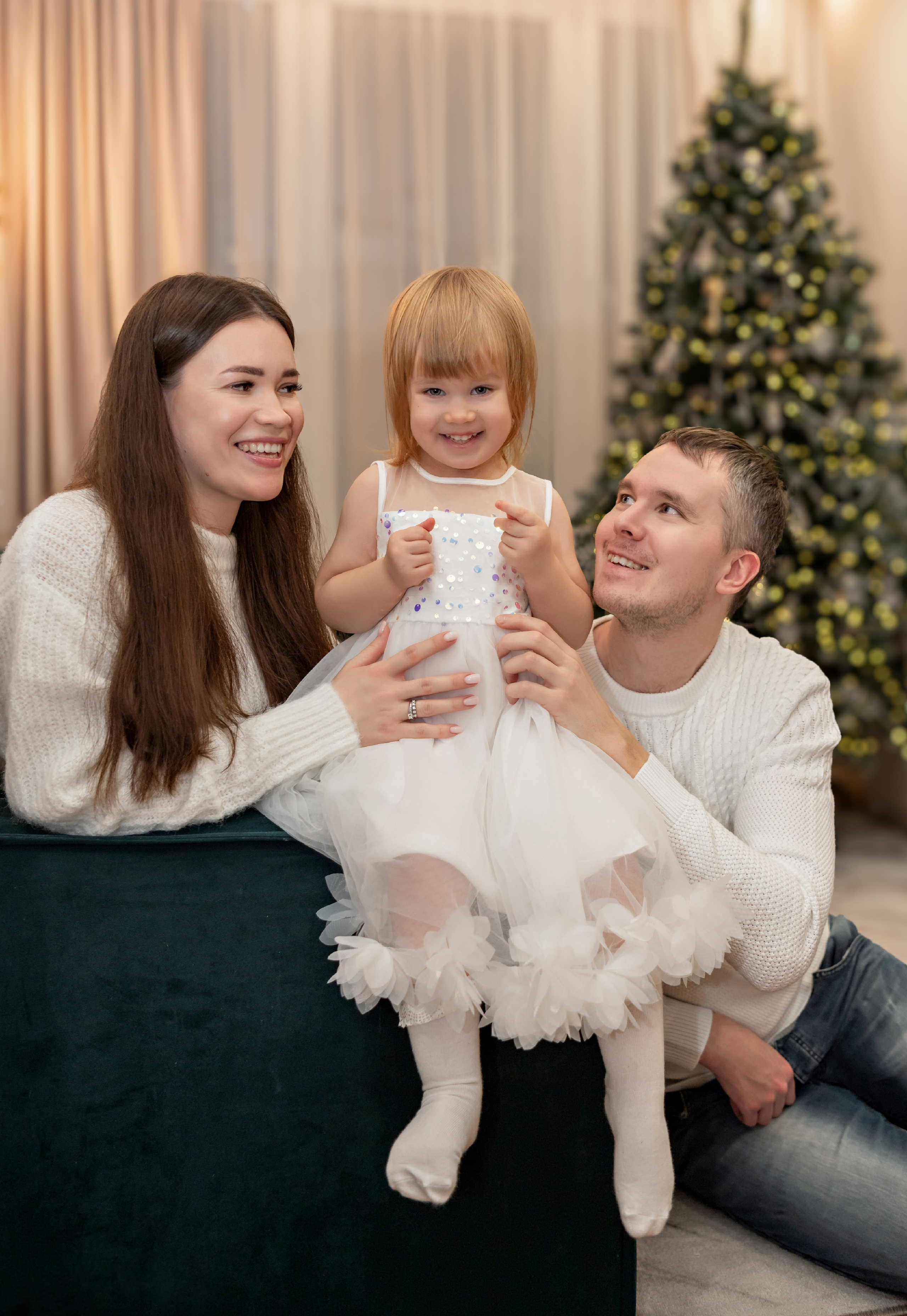 Новогодняя домашняя фотосессия. Детский и семейный фотограф г. Москва Оксана Катаджи