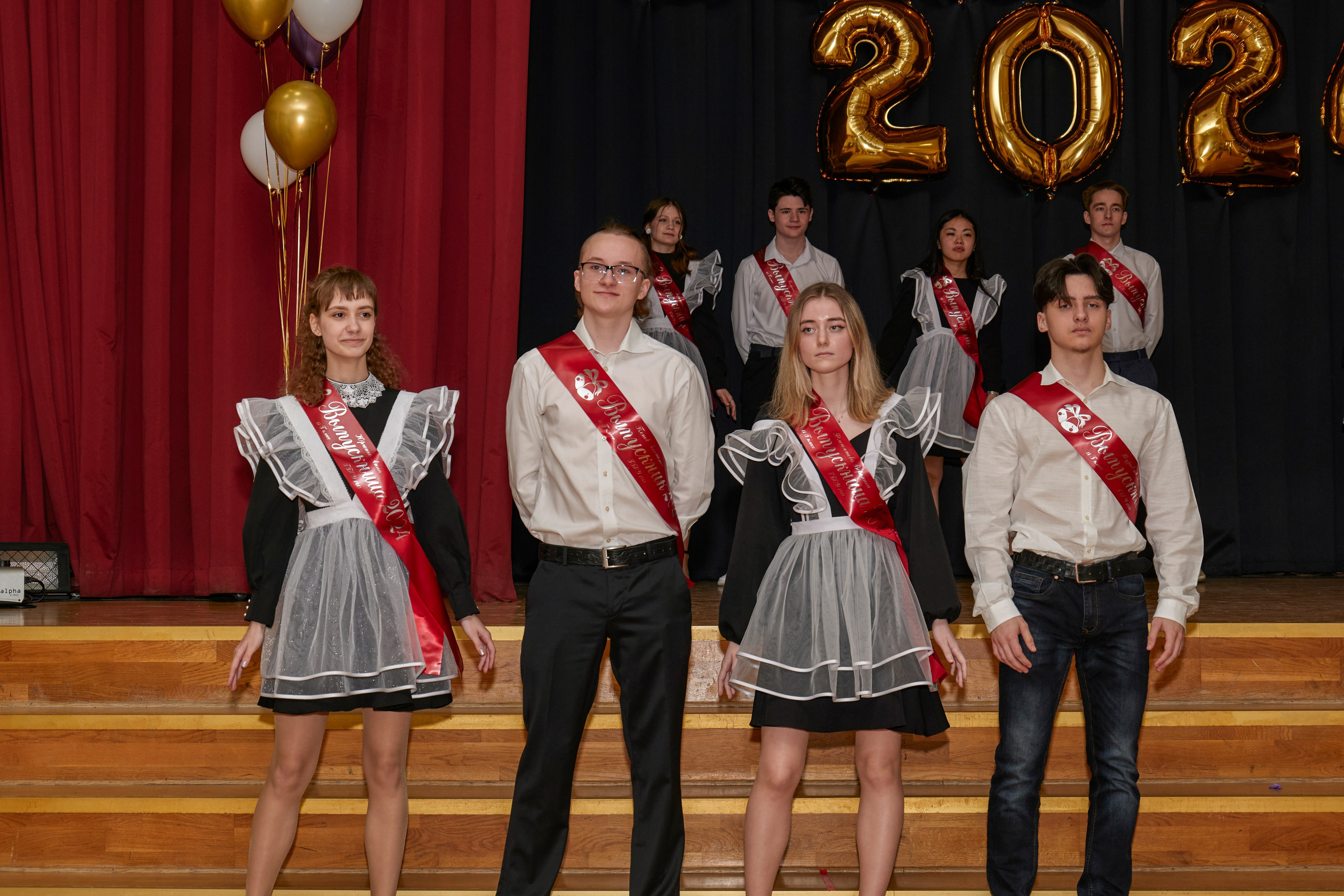 Последний звонок школа 1413. Детский и семейный фотограф г. Москва Оксана Катаджи