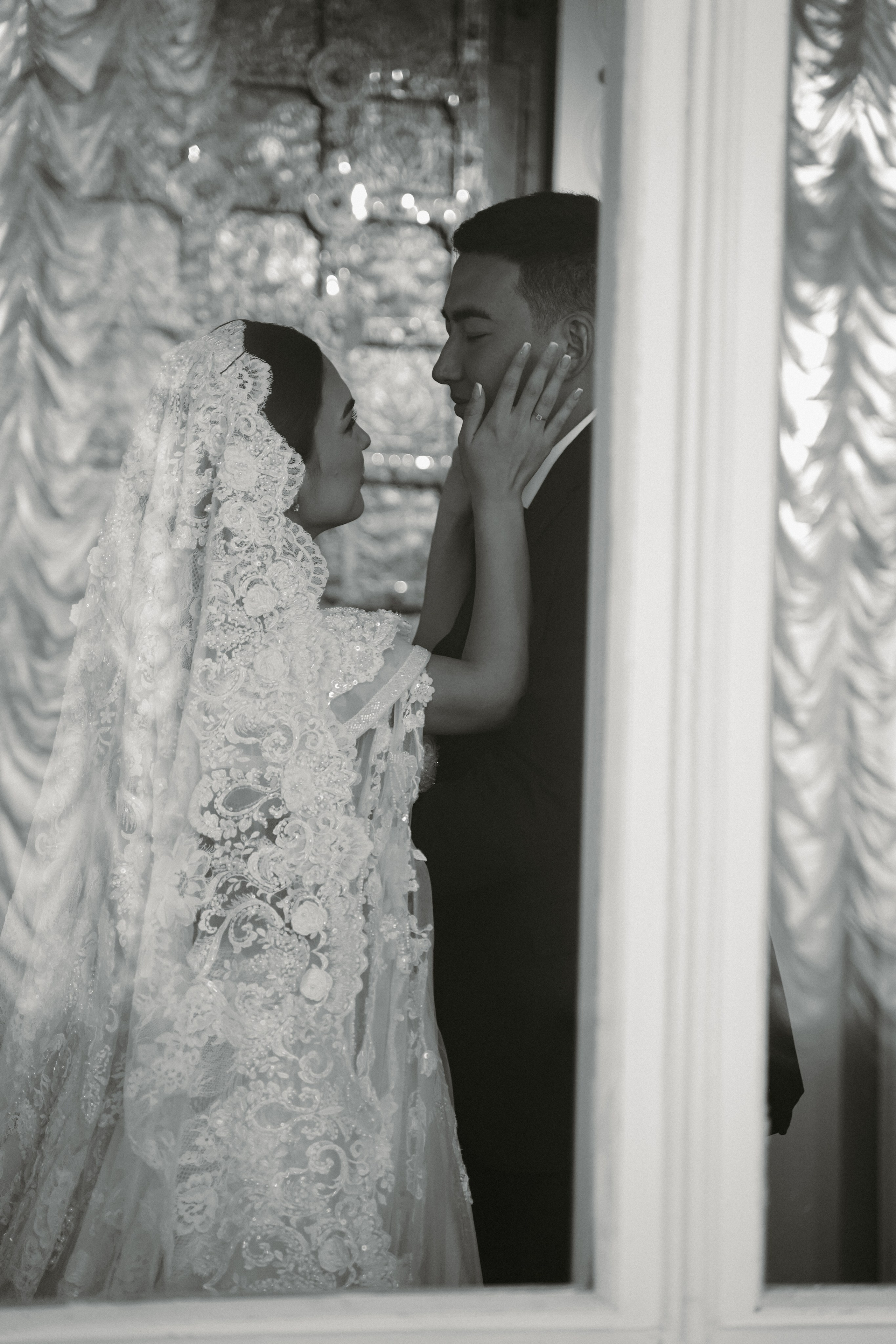 Жаслан и Арина. Фото и видео для вас в Астрахани!