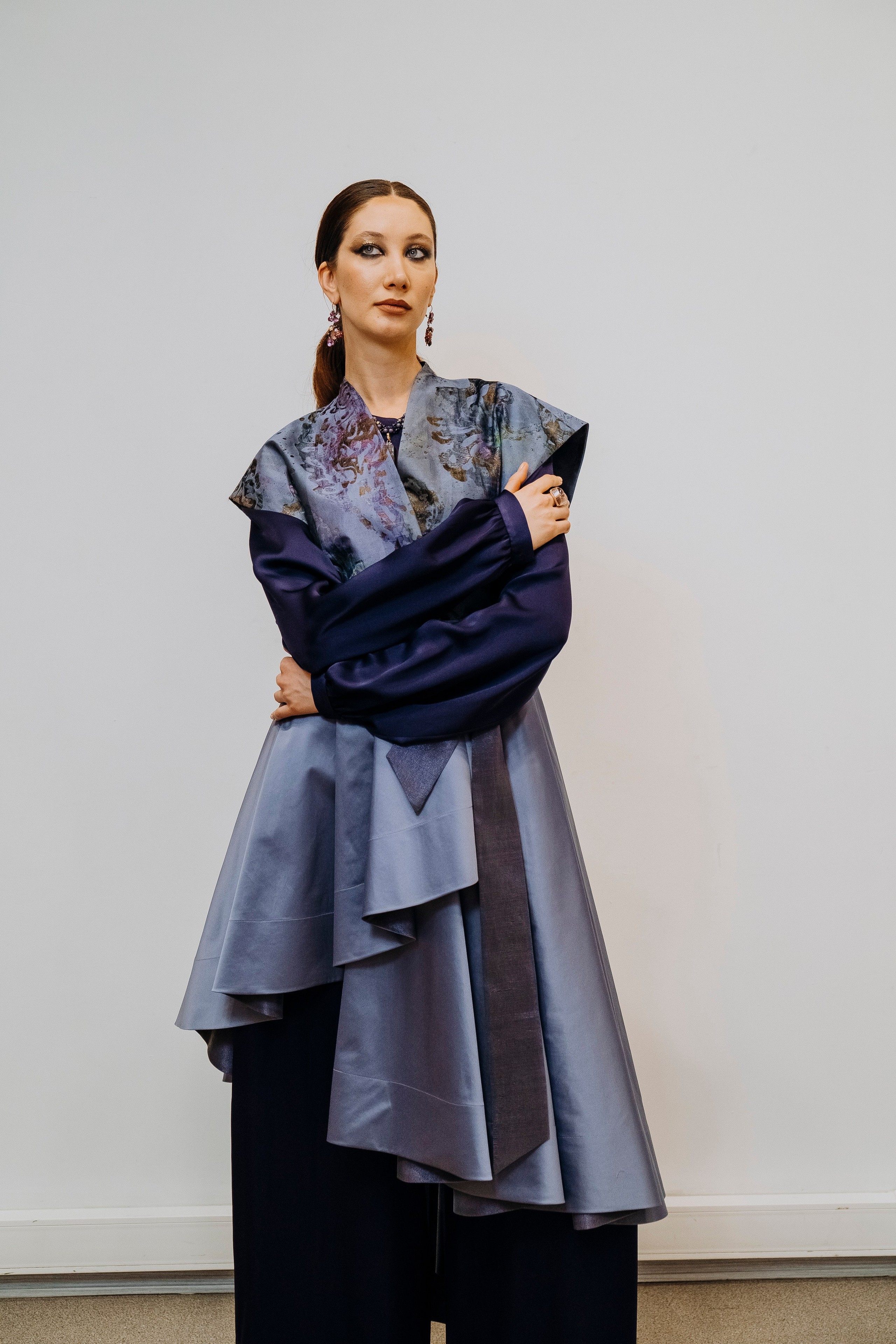 B&D FASHION SHOW: Мода как искусство. Переосмысление классики. Больше: https://sinonim.org/improve#res. Профессиональный портретный фотограф в Москве Владимир Глаголев