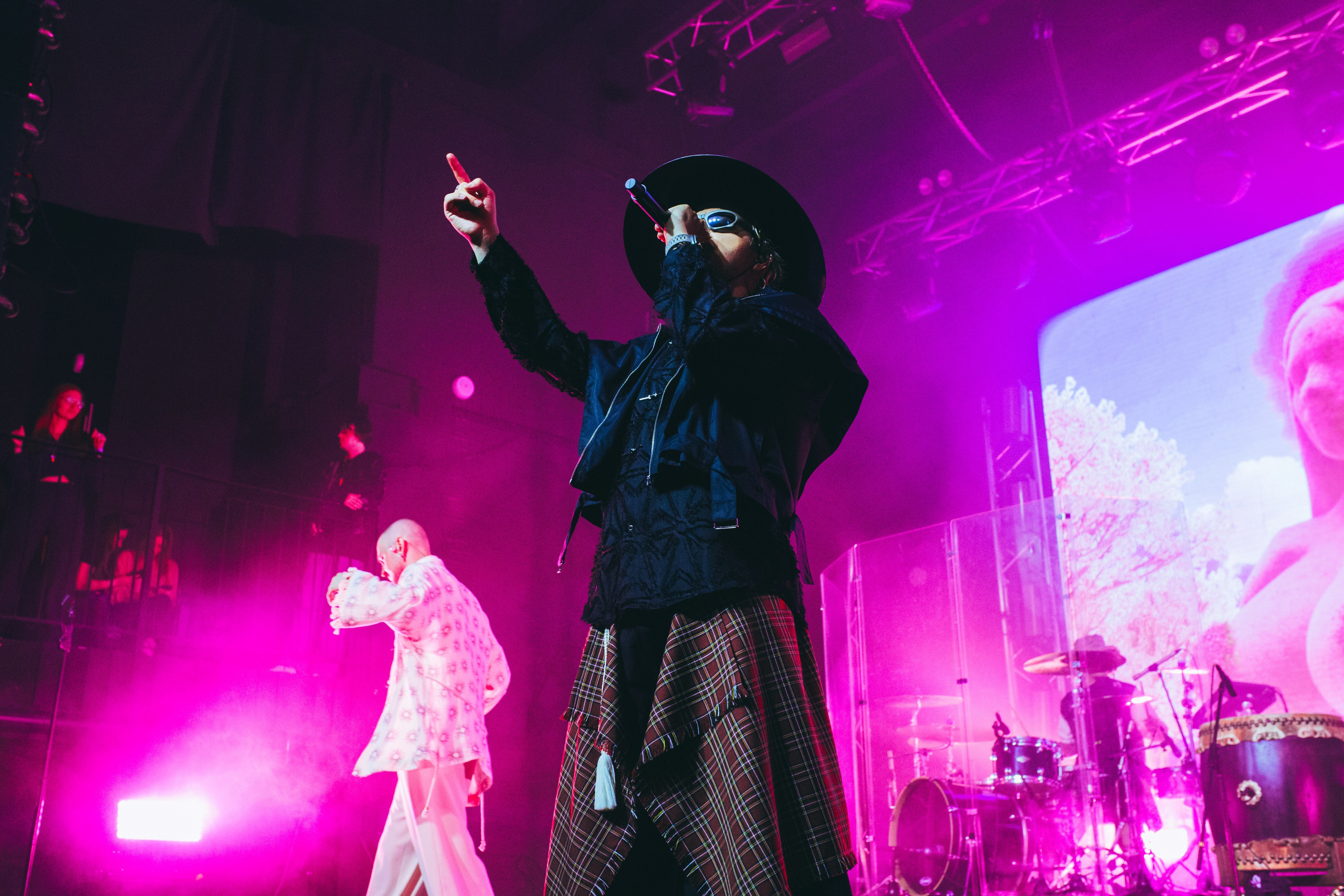 SQWOZ BAB. Фотограф из Санкт-Петербурга Валерия Ленских