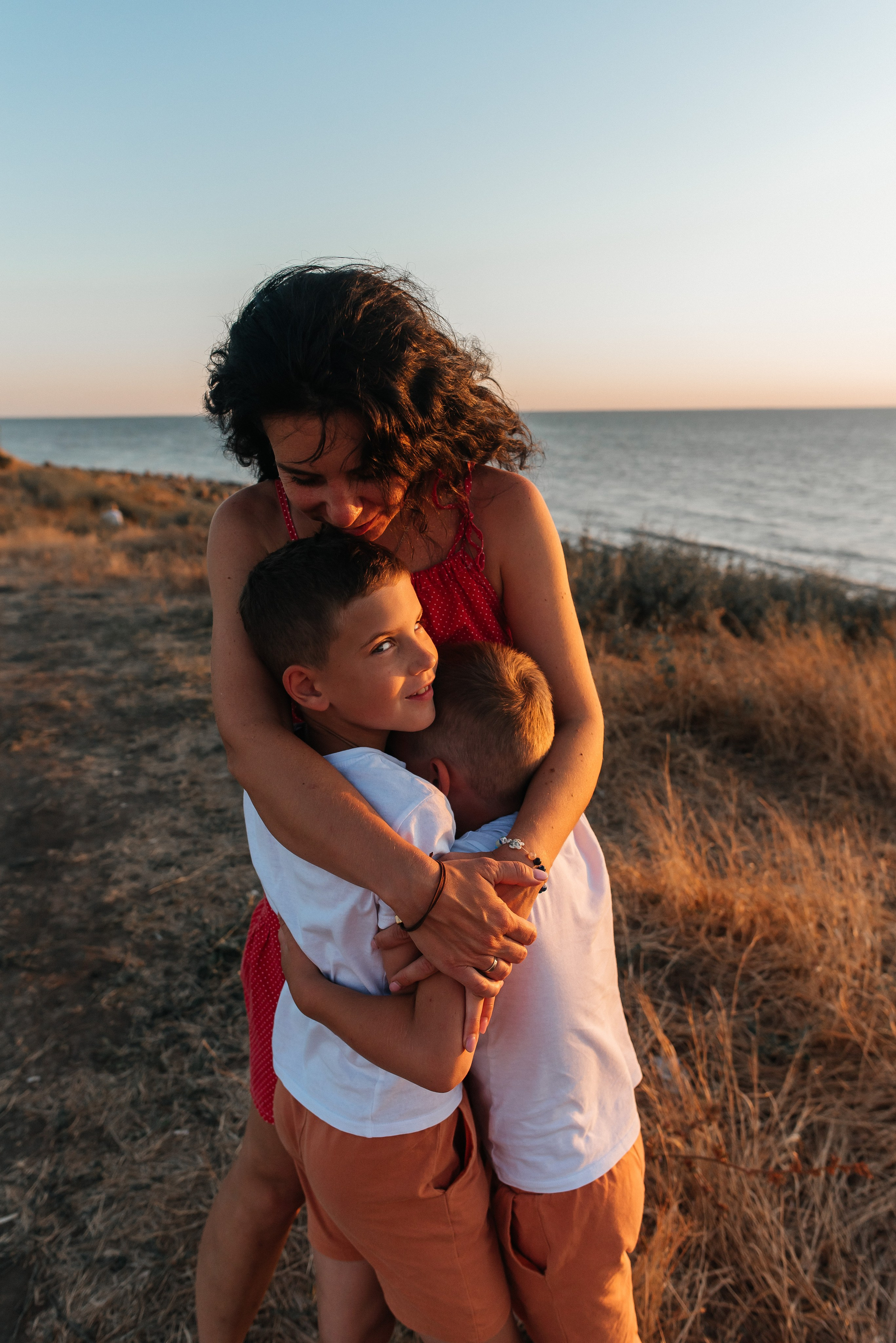 Отпуск на теплом море и маяк. Детский и семейный фотограф выпускной альбом Приморско-Ахтарск