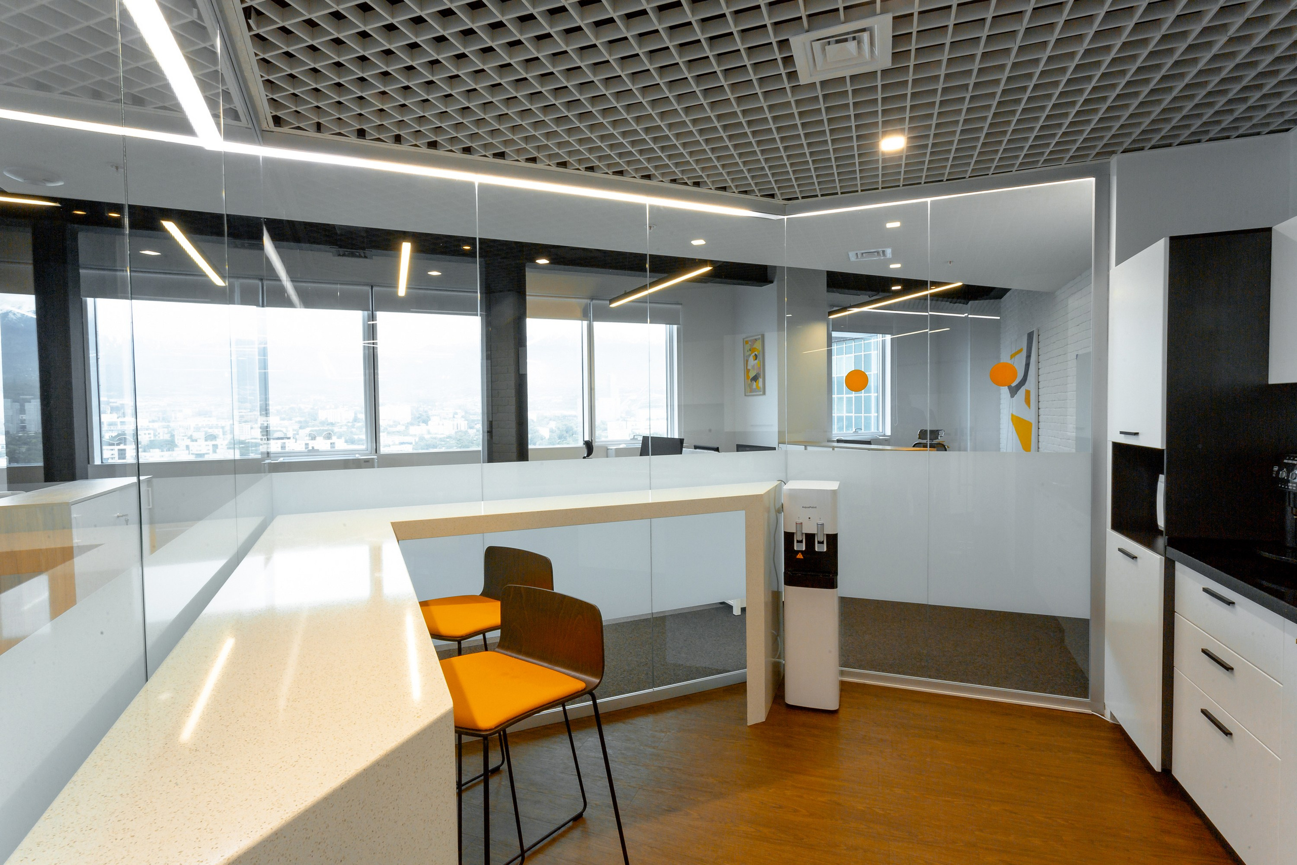 Mercure space. Репортажный фотограф в Алмате Чумаков Георгий