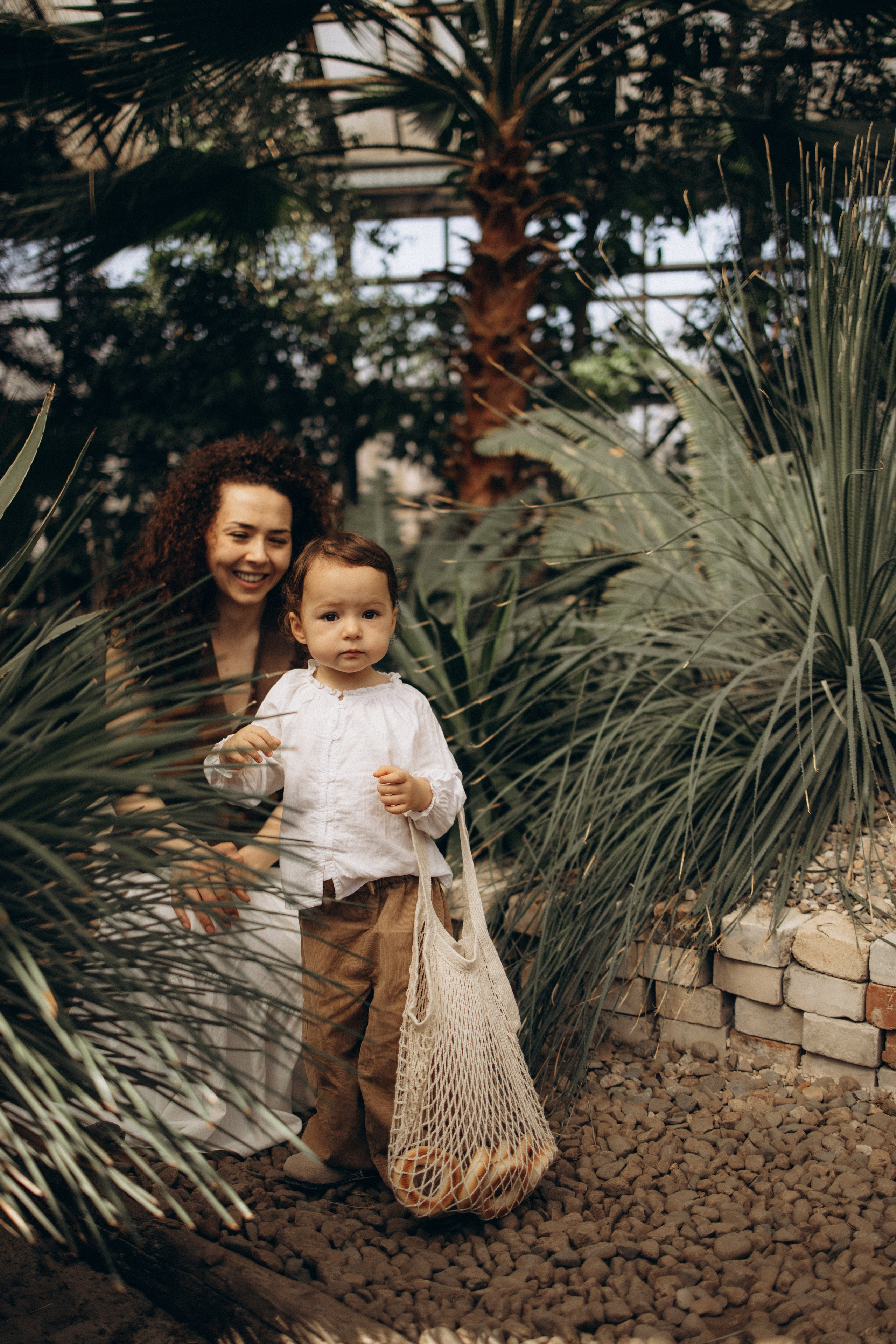 Прогулка по оранжерее. Семейный фотограф в Москве Ксения Аганина