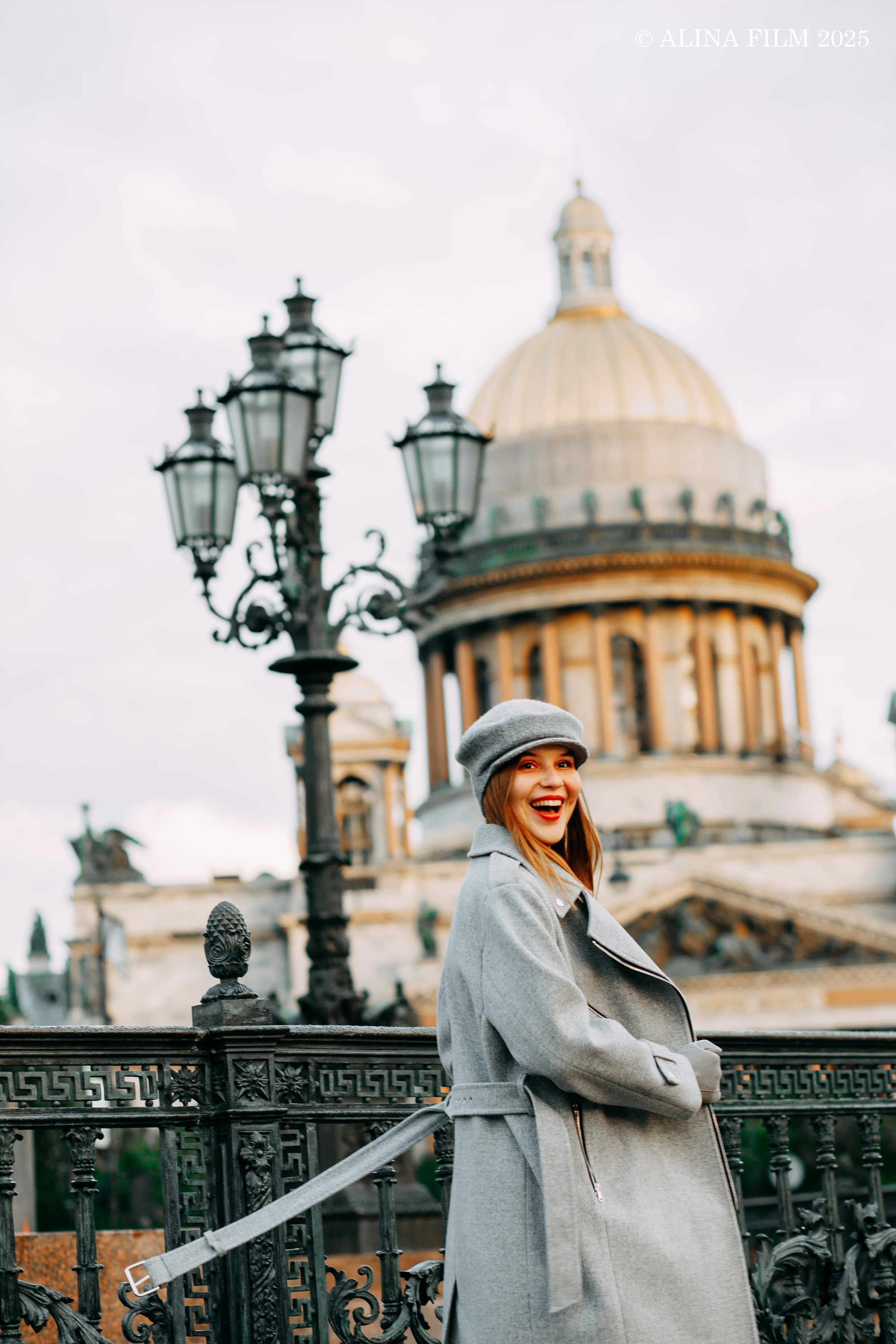 Фотосессия на рассвете у Исаакиевского собора. Фотограф в Санкт-Петербурге Alina Film