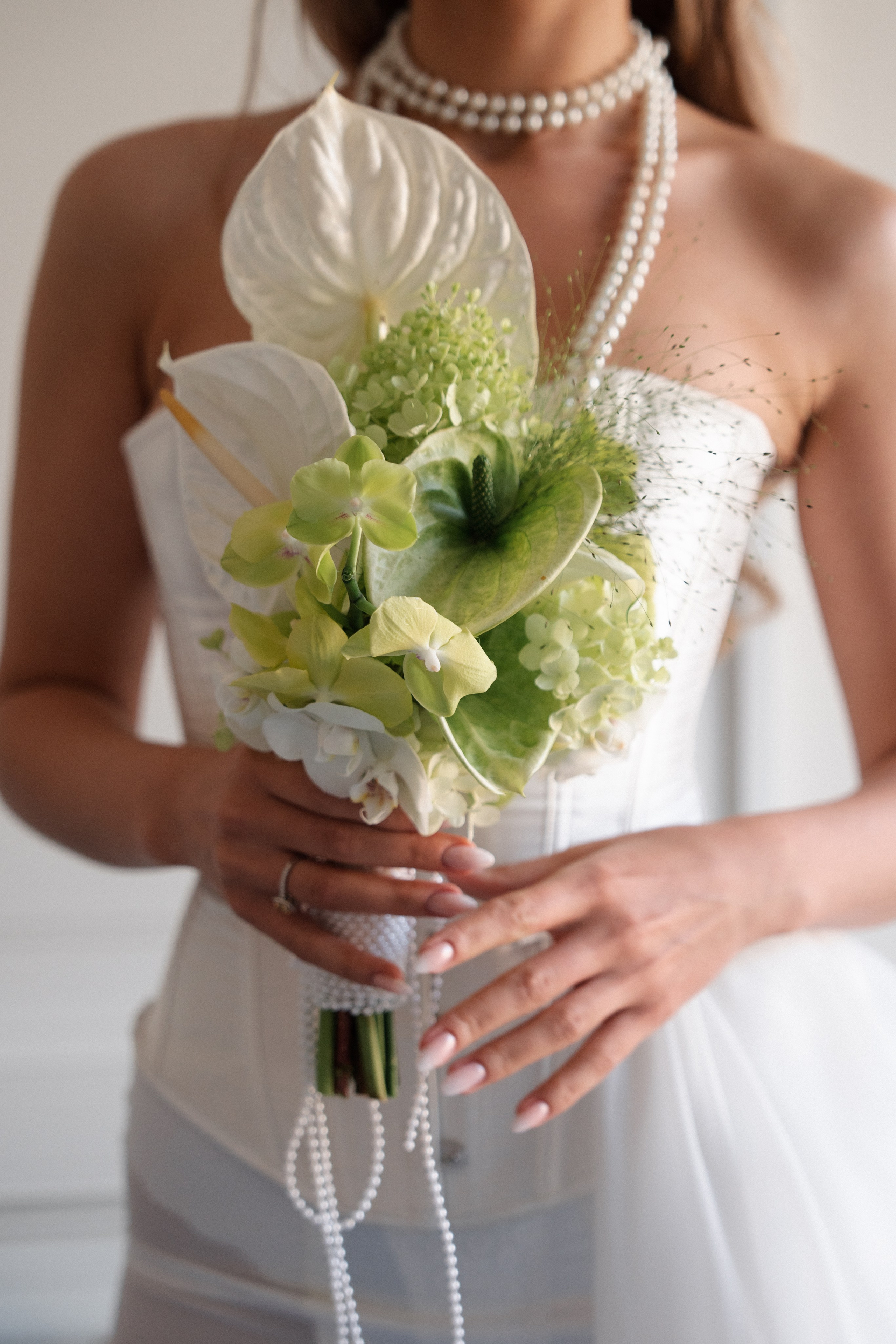 Виктория & Роман. Камерная городская свадьба в видовом ресторане в стиле современная классика. Свадебный фотограф организатор в Санкт-Петербурге Ассоль Опарина