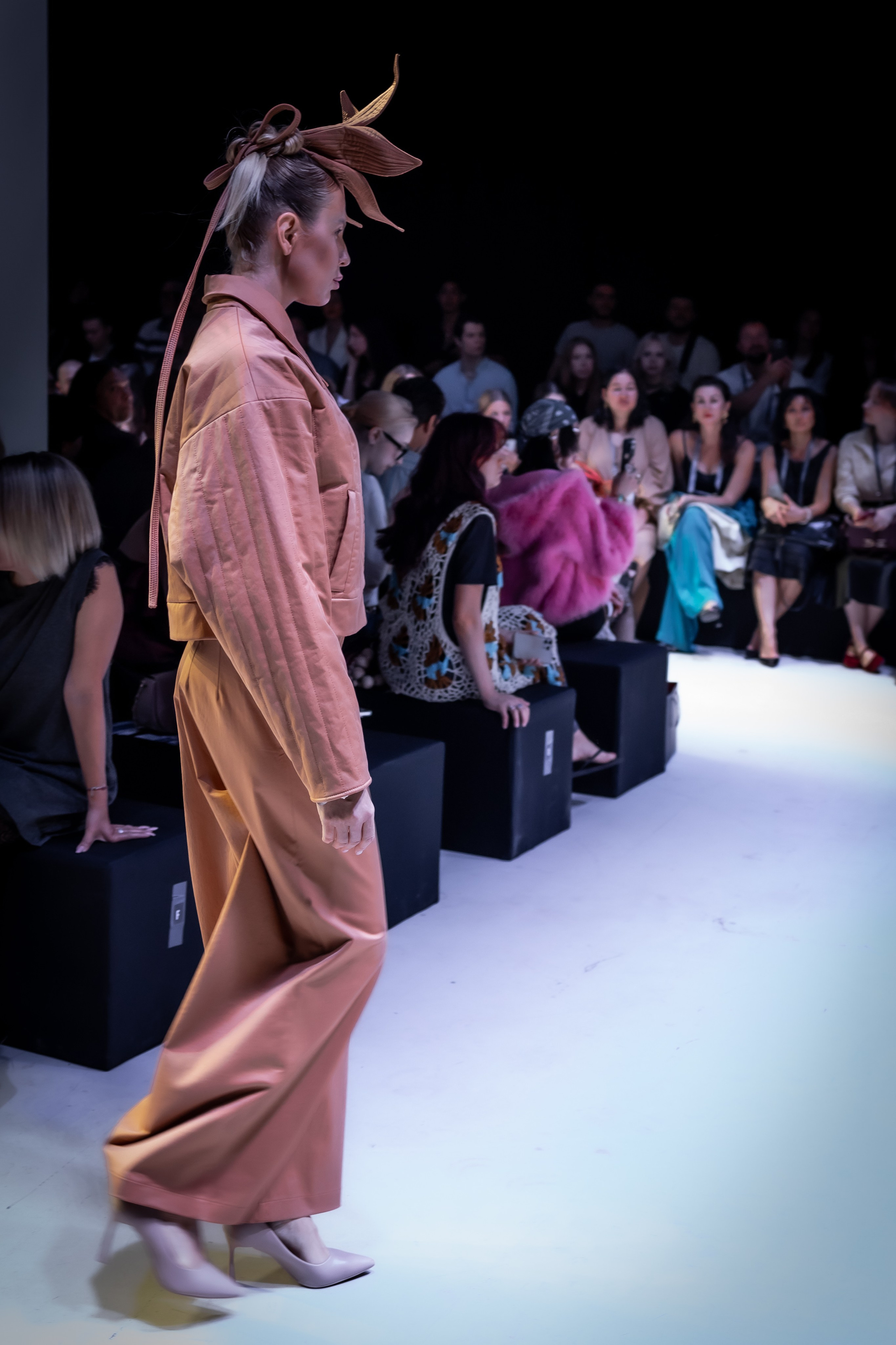 Фото с показа Za_Za Fashion MFW 31.08.25. Фотосессии и репортаж — Фотограф в Москве — Рина Серёгина