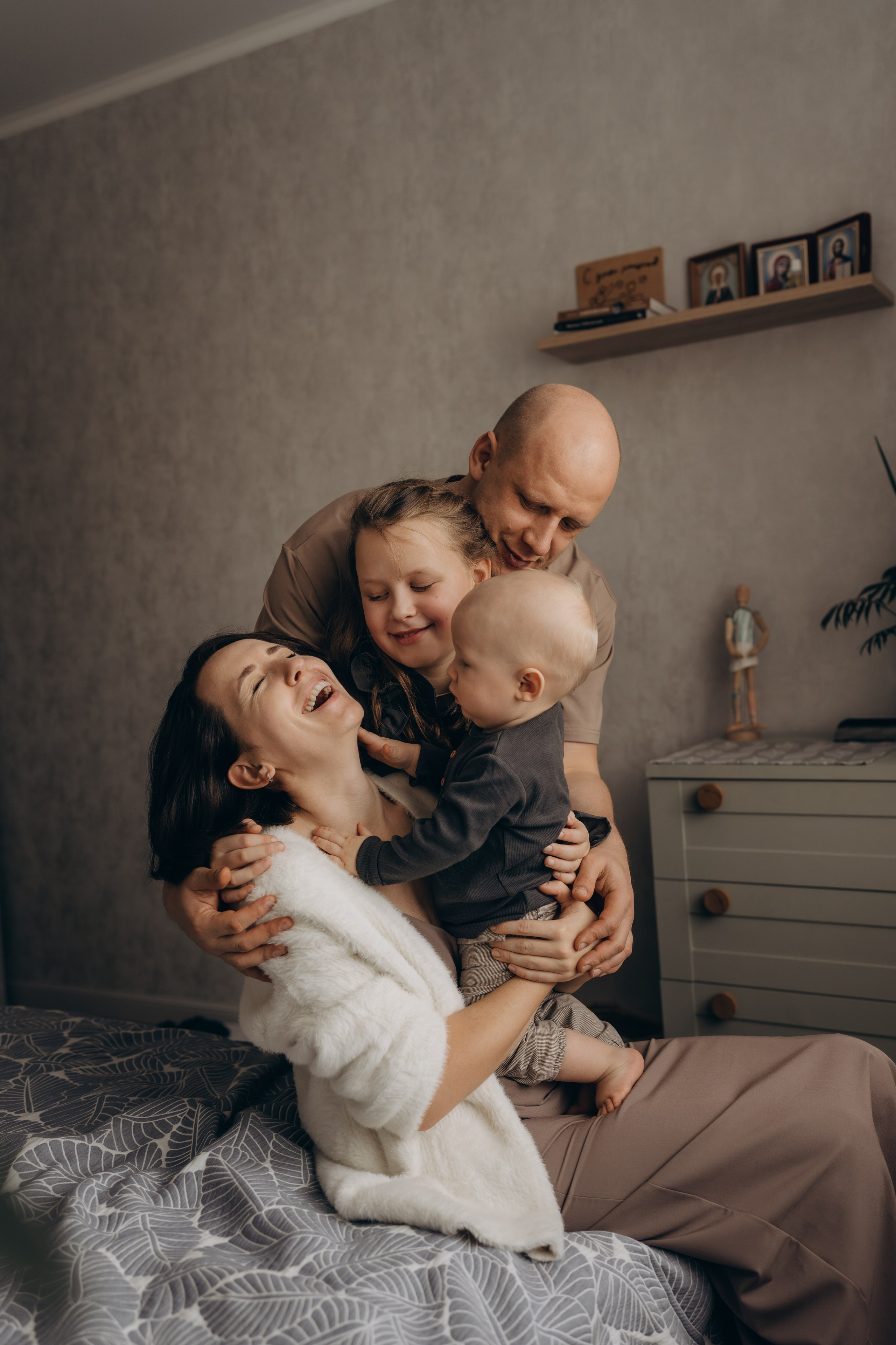 Уют и запах елки. Семейный фотограф Москва. Фотограф беременности и материнства Москва