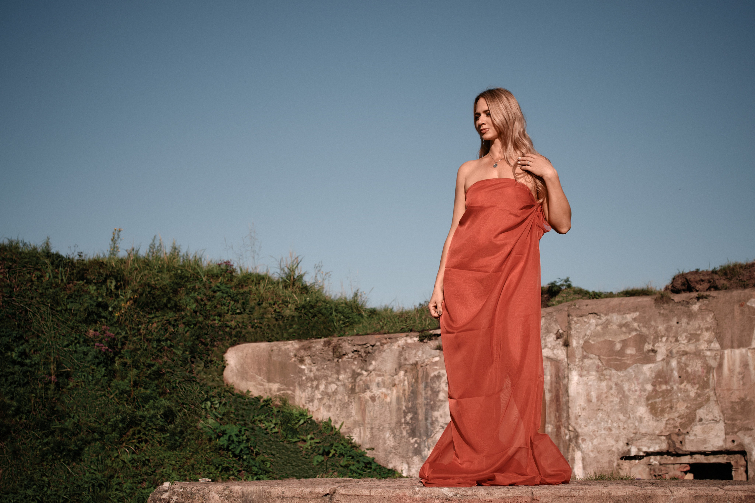 Фотосессии с цветным тюлем Санкт-Петербург. Фотограф портретный архитектурный лавстори будуар Санкт-Петербург Виктор Иванов