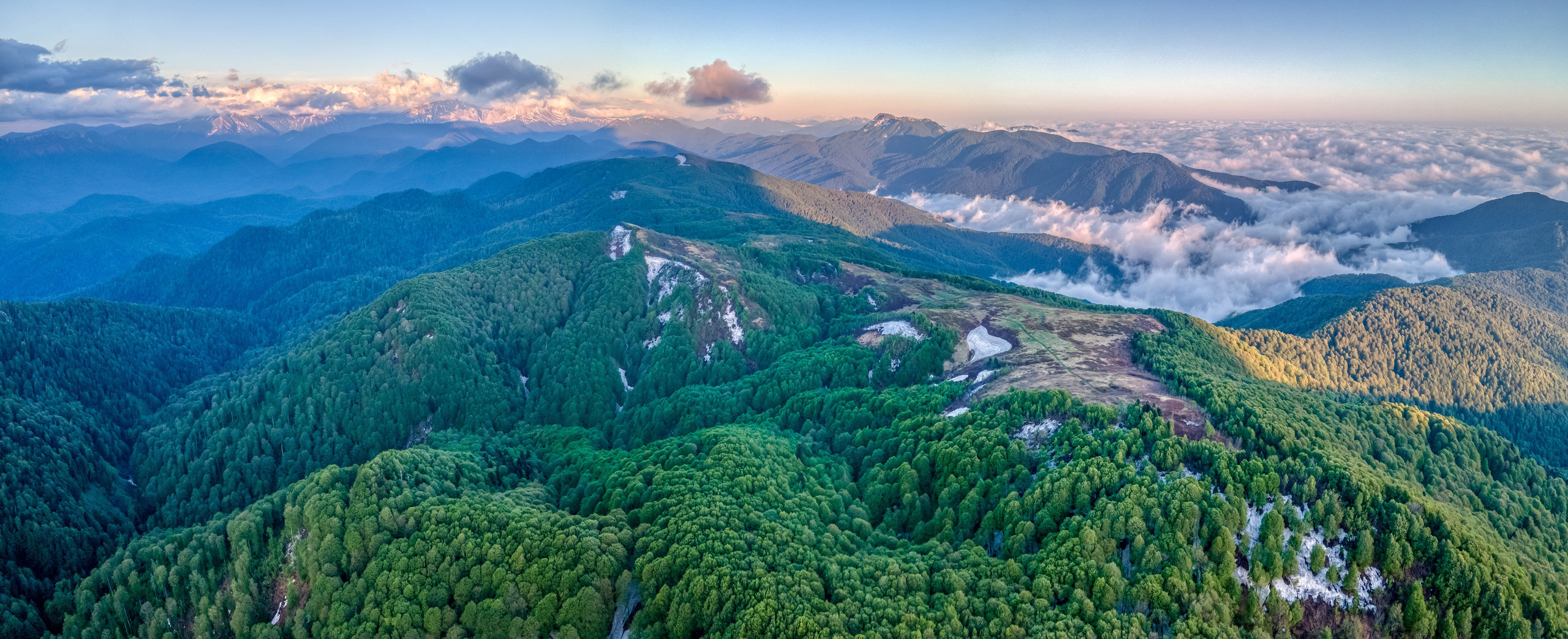 Грачев Венец. Тревел-фотограф Олег Гуров