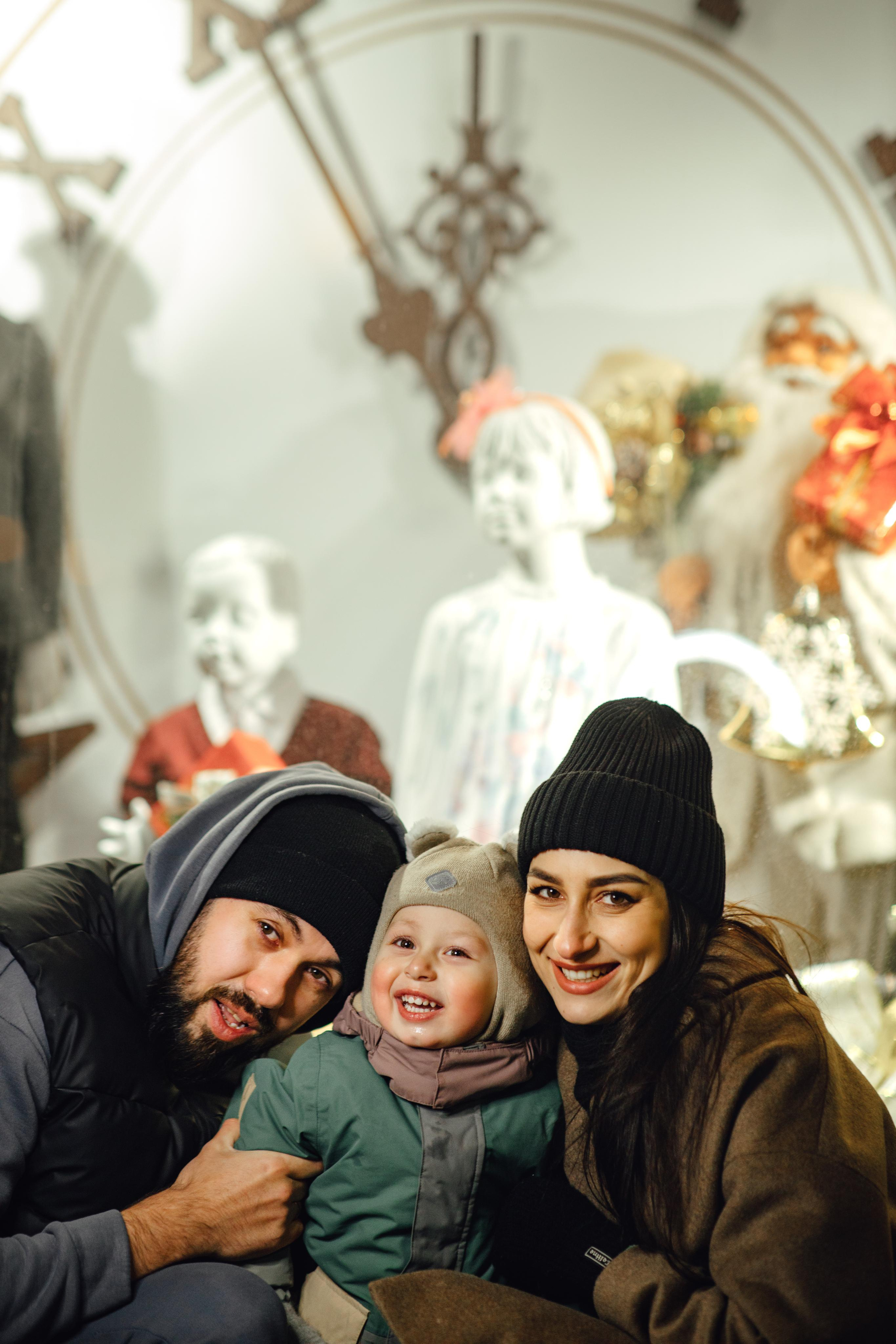 Фотодень, витринная история