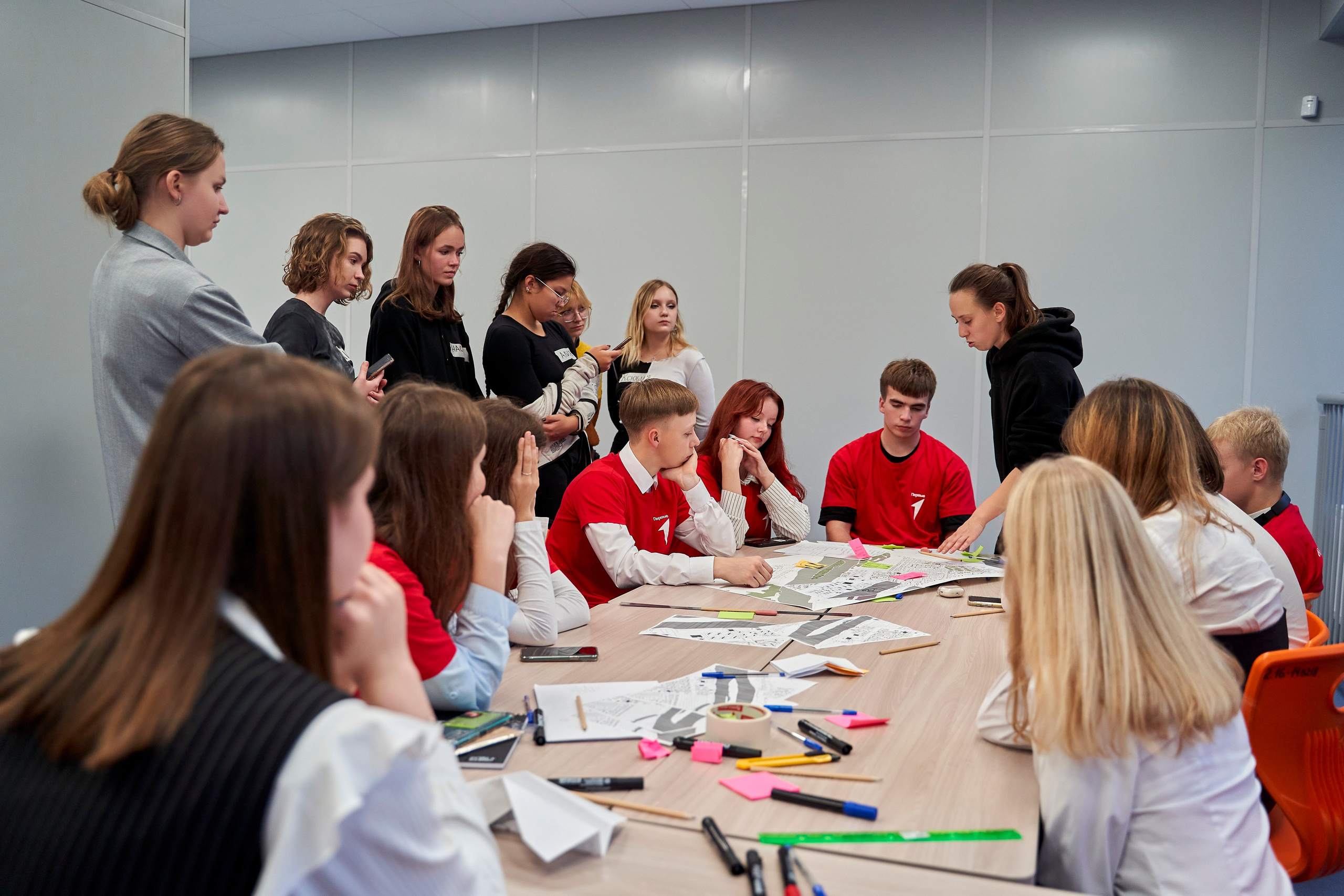 Городская экспедиция «Взрослый взгляд на Нижний» (Эн+ & Точка Урбан). Репортажный фотограф Вилянов Евгений. Нижний Новгород