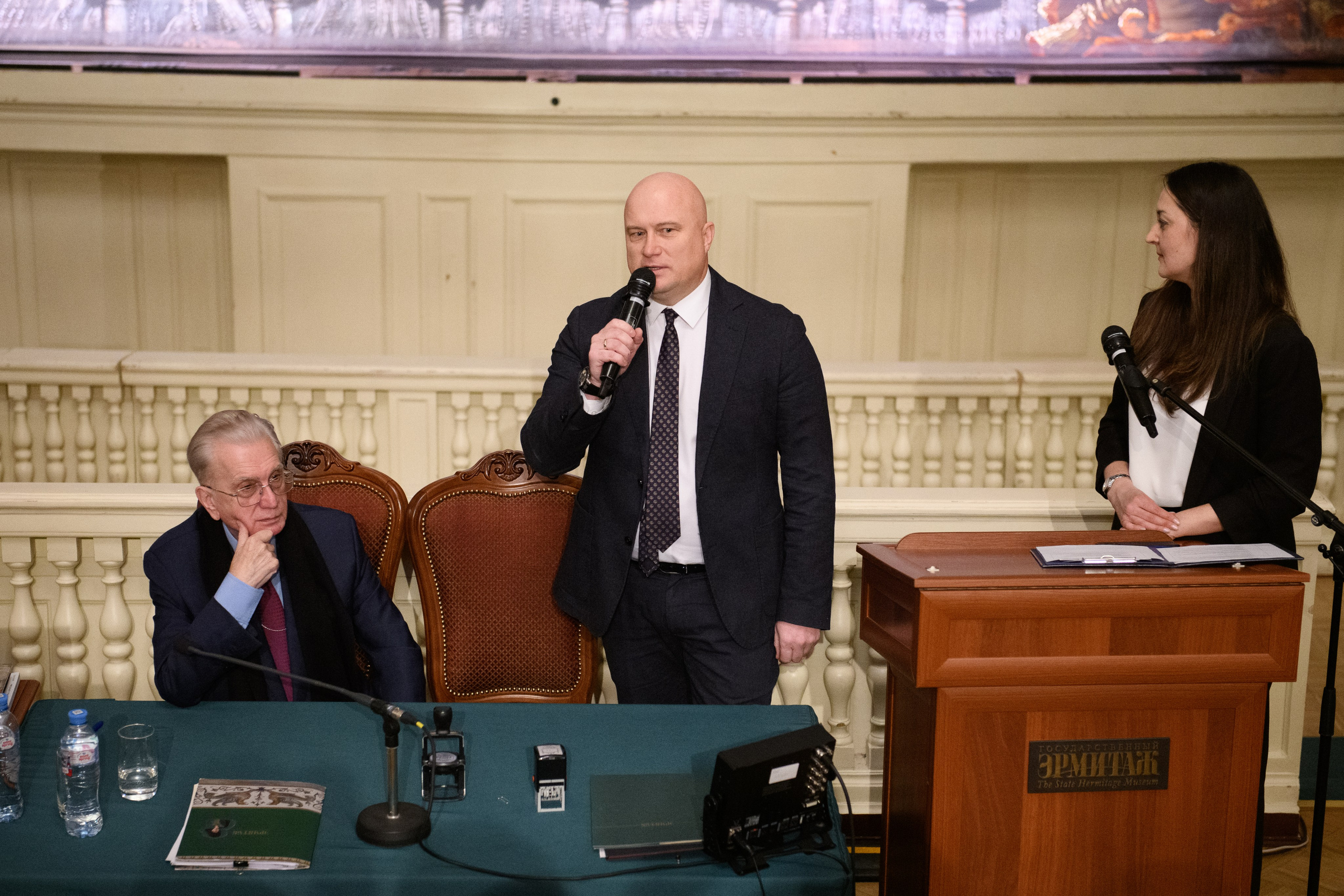 День Эрмитажа. Организация и проведение фотосъемок в Санкт-Петербурге. Фотограф Смирягин Илья