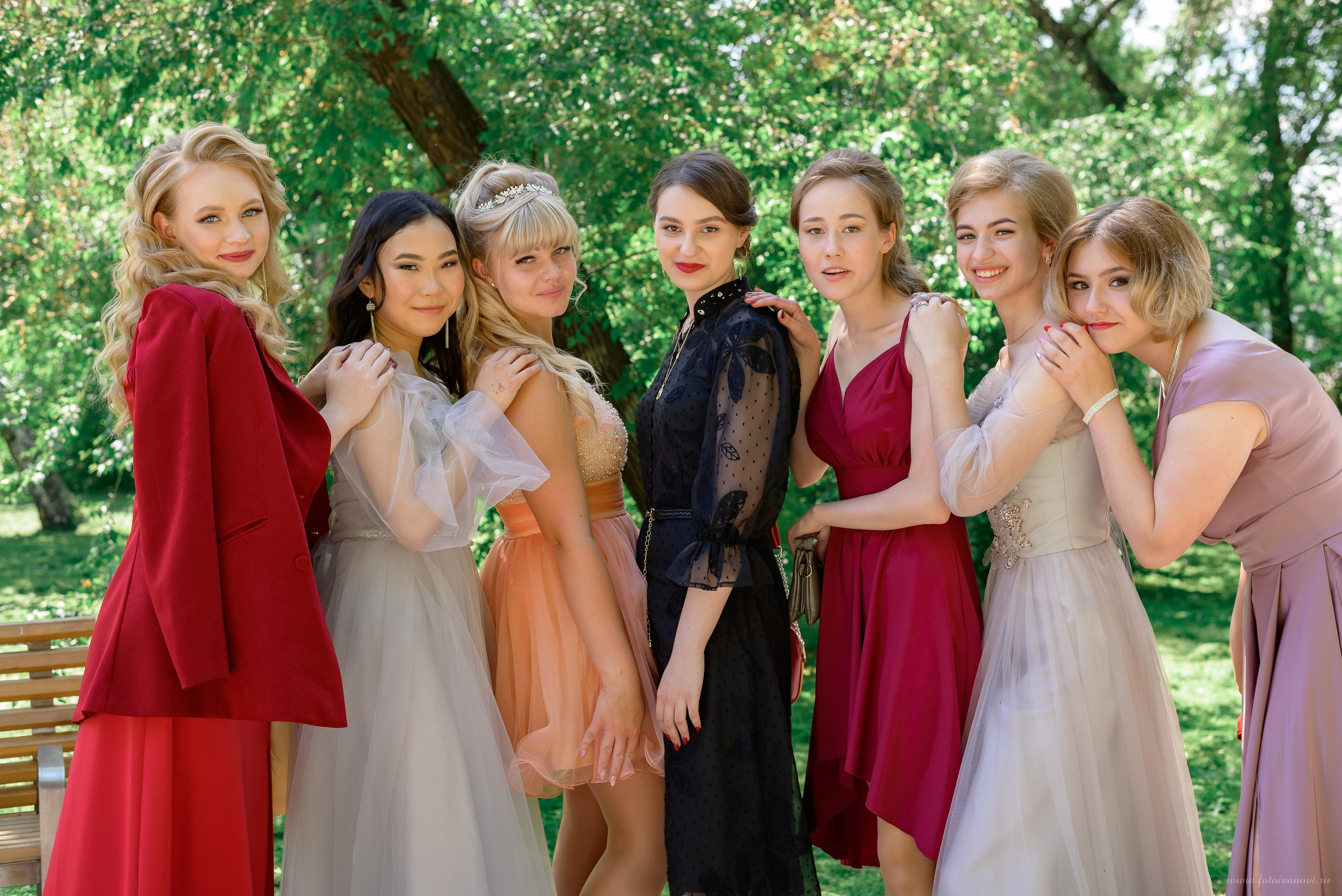 Выпускной 9-11классы. Выпускные книги Анапа Новороссийск Краснодар