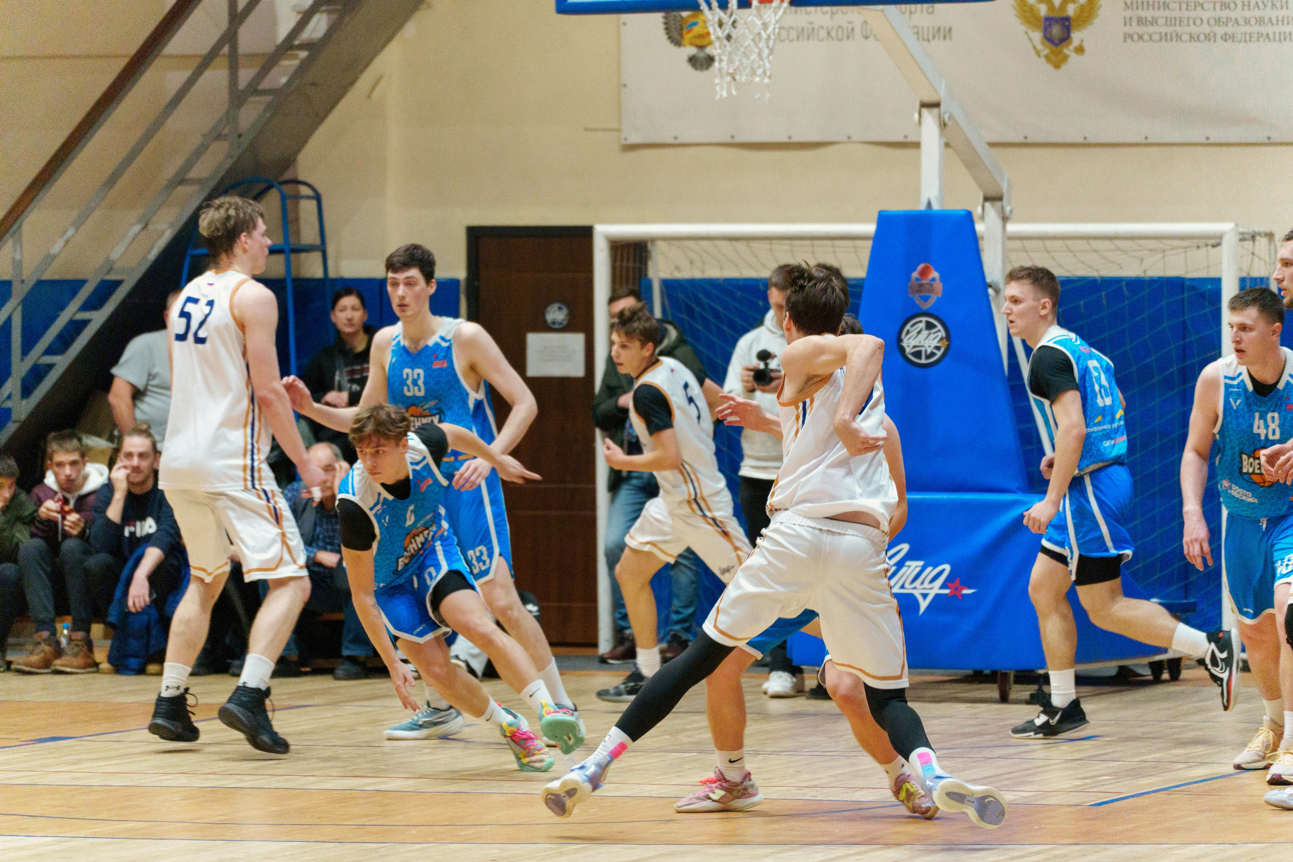 Баскетбол ГУТИД и ВОЕНМЕХ. Фотограф в Санкт-Петербурге Ибрагимова Алина