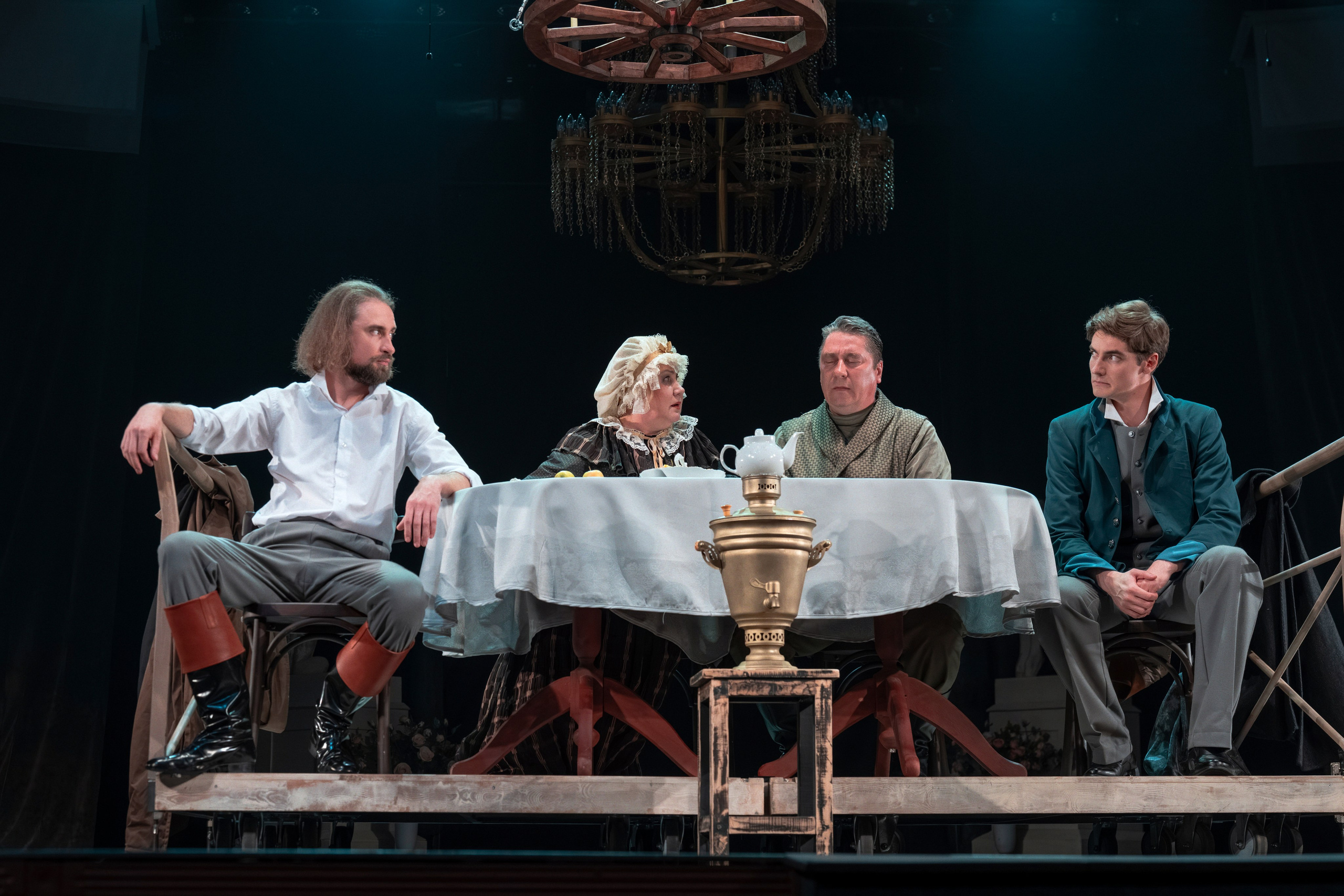 Театр Роста: Отцы и Дети. Сайт фотографа Сергея Абрамова