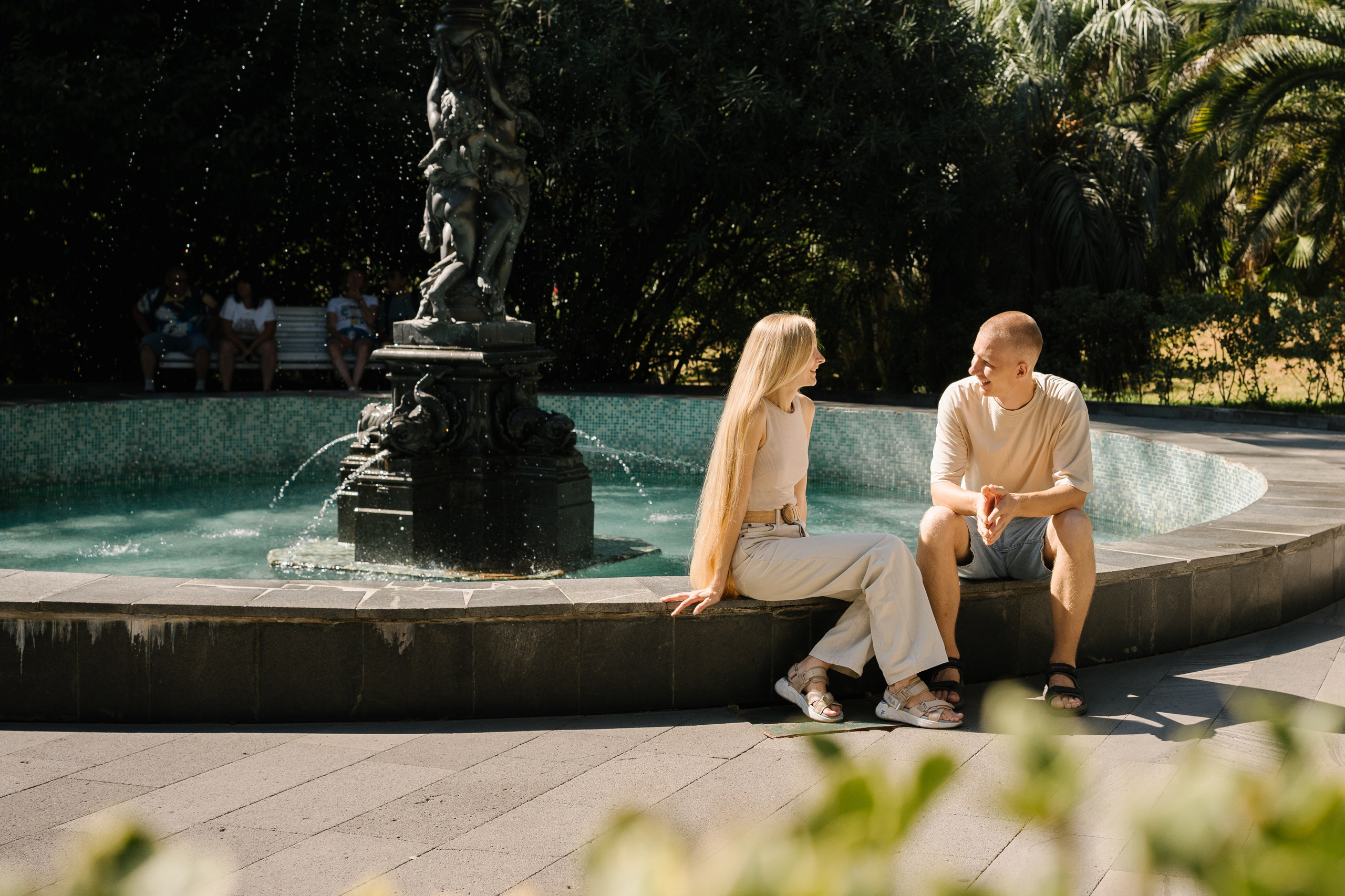 Фотосессия в дендрарии. Фотограф в Сочи Тиунова Маргарита и Тиунов Евгений