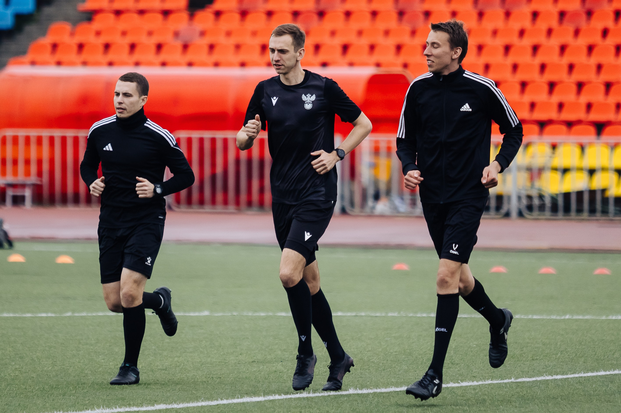 ФК «Металлург-Магнитогорск» — ФК «Триумф» // 03.05.25. Денис Прохоров Фотограф в г. Магнитогорск