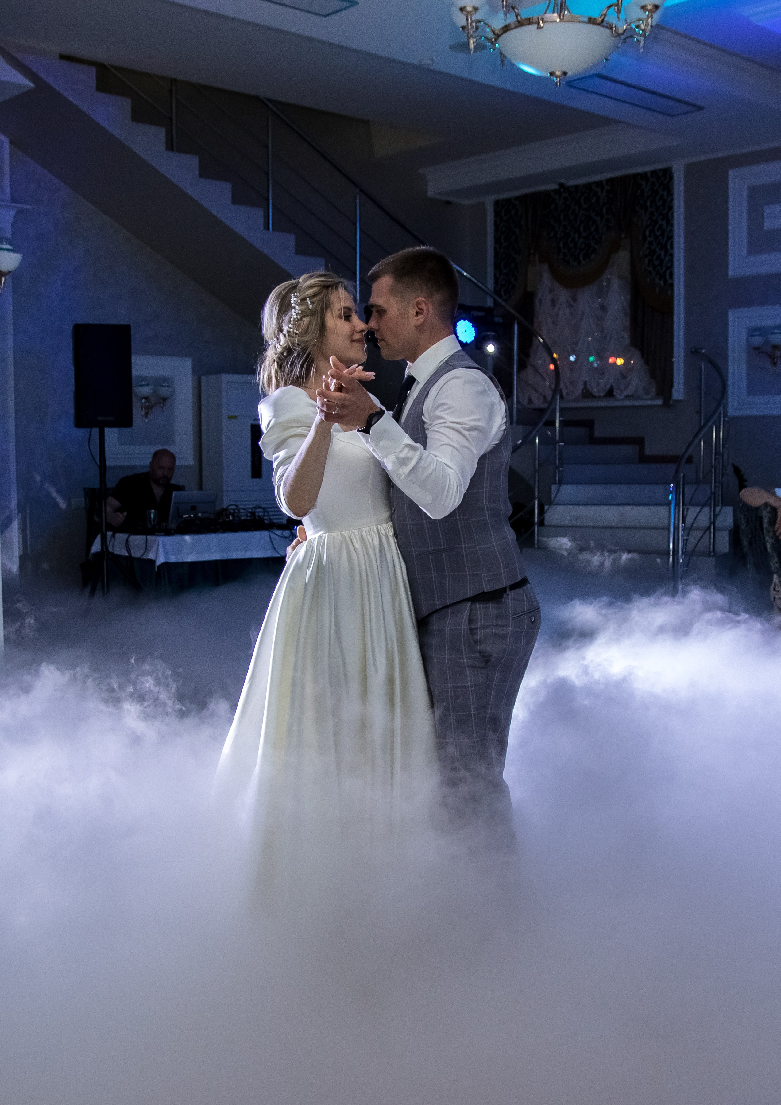 Спецэффекты. Организатор праздников. Ведущая Марина Гребенникова