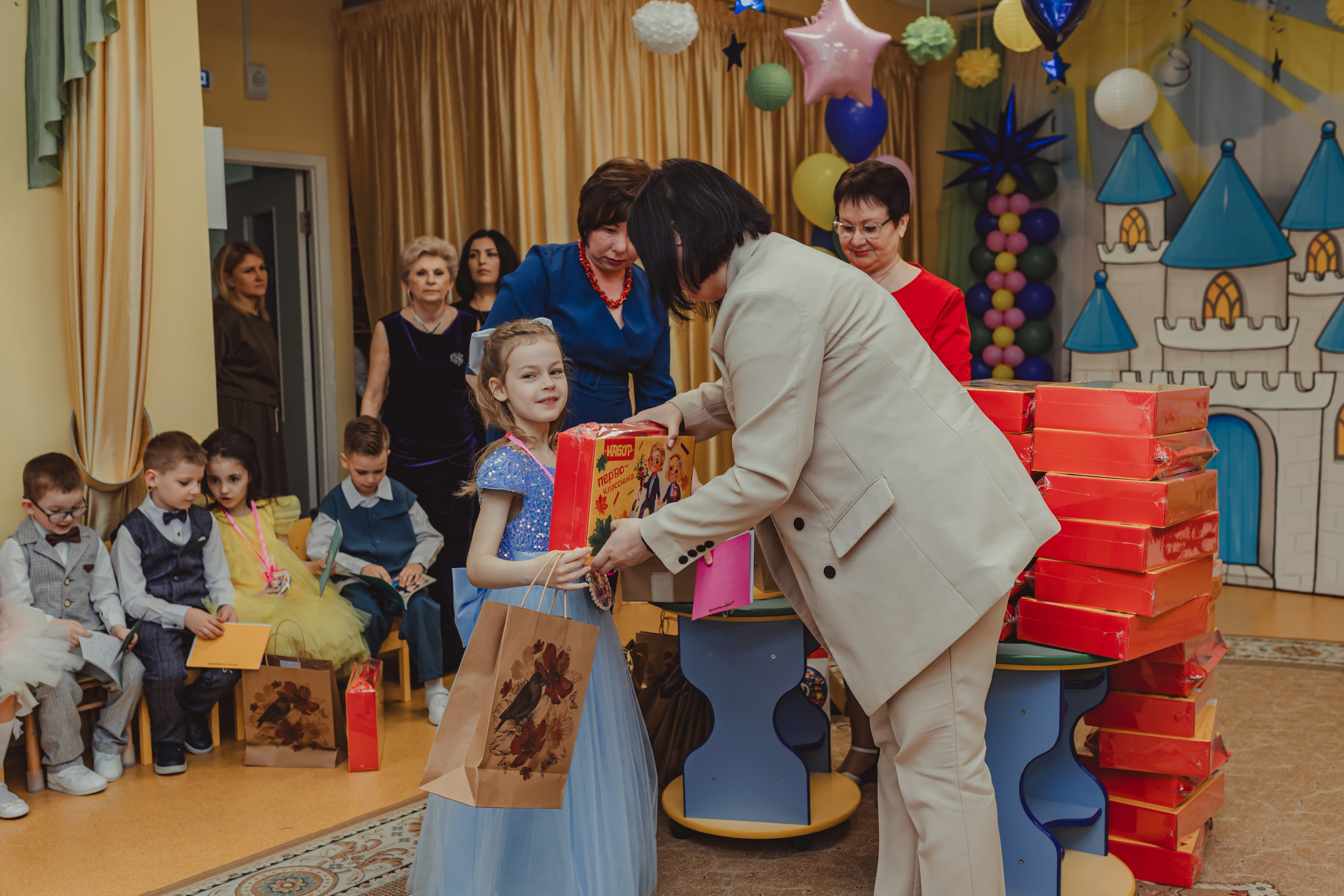 Выпускной «Пчелка» Щелково. Семейный и домашний фотограф в Москве и МО Королева Валерия