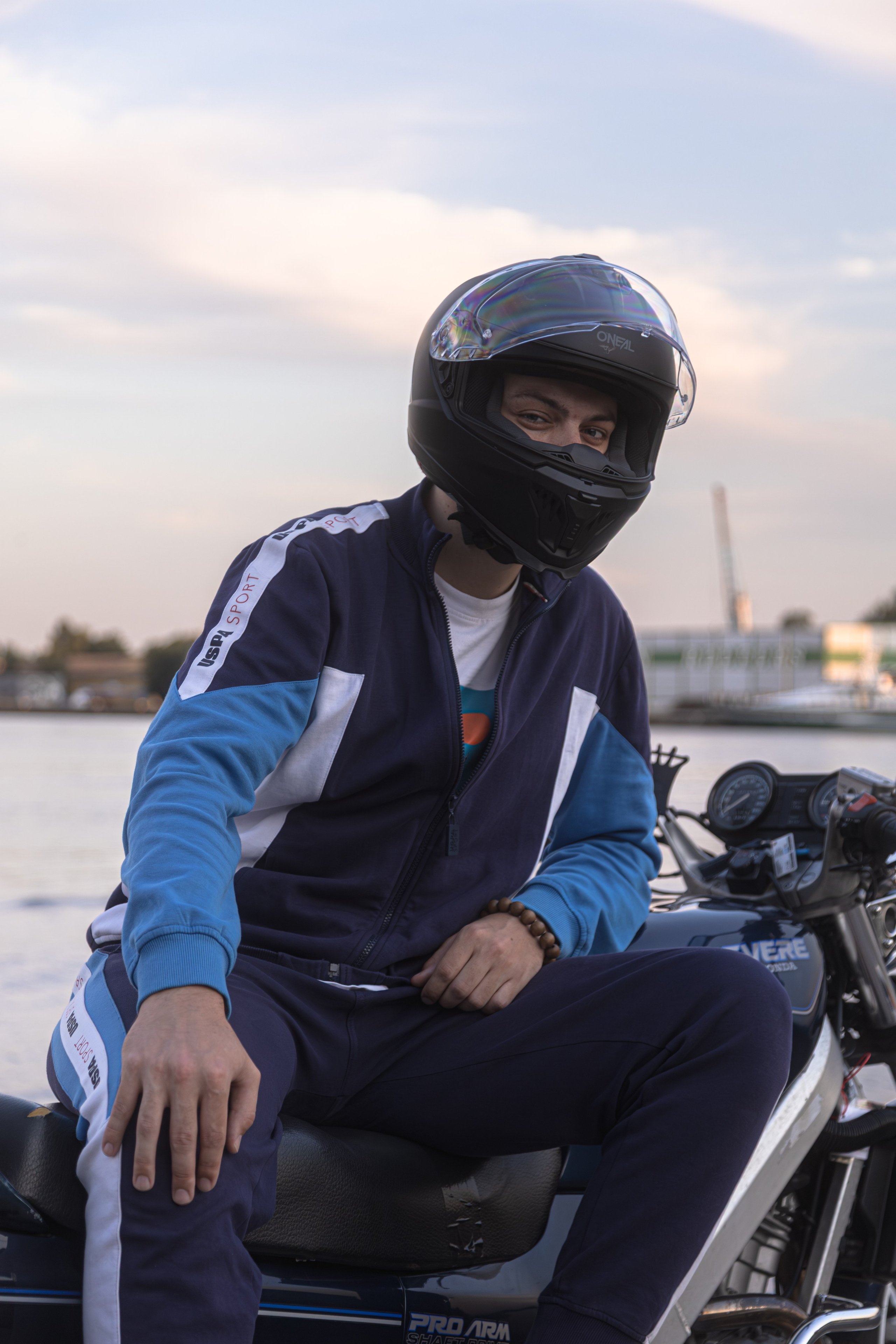 Daniil R. — Digital Noise —