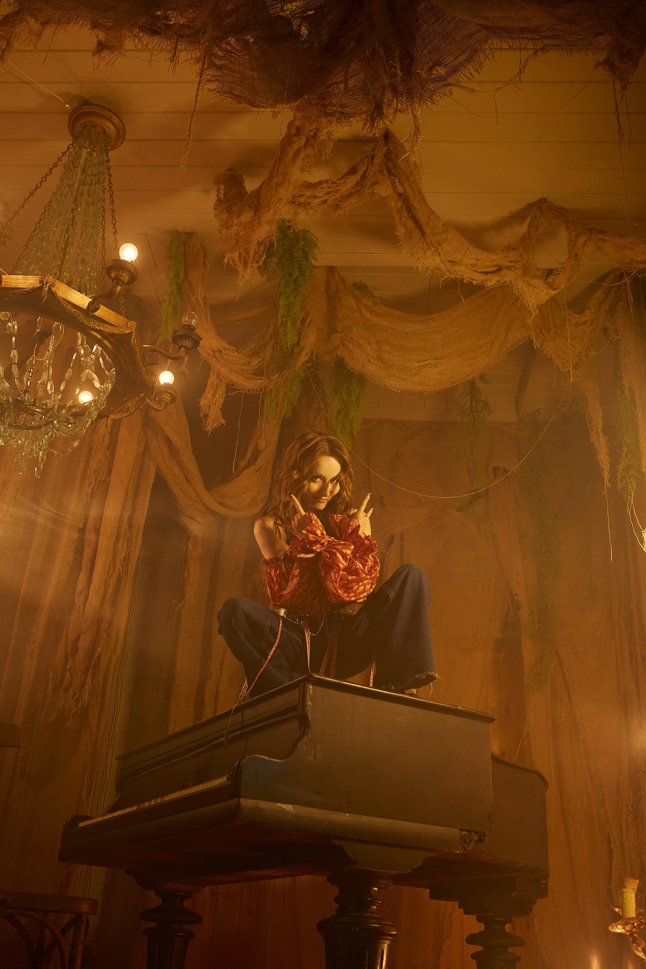 Заброшенный театр. Фотограф. Love story, портрет, индивидуальные съемки. Фудфотограф