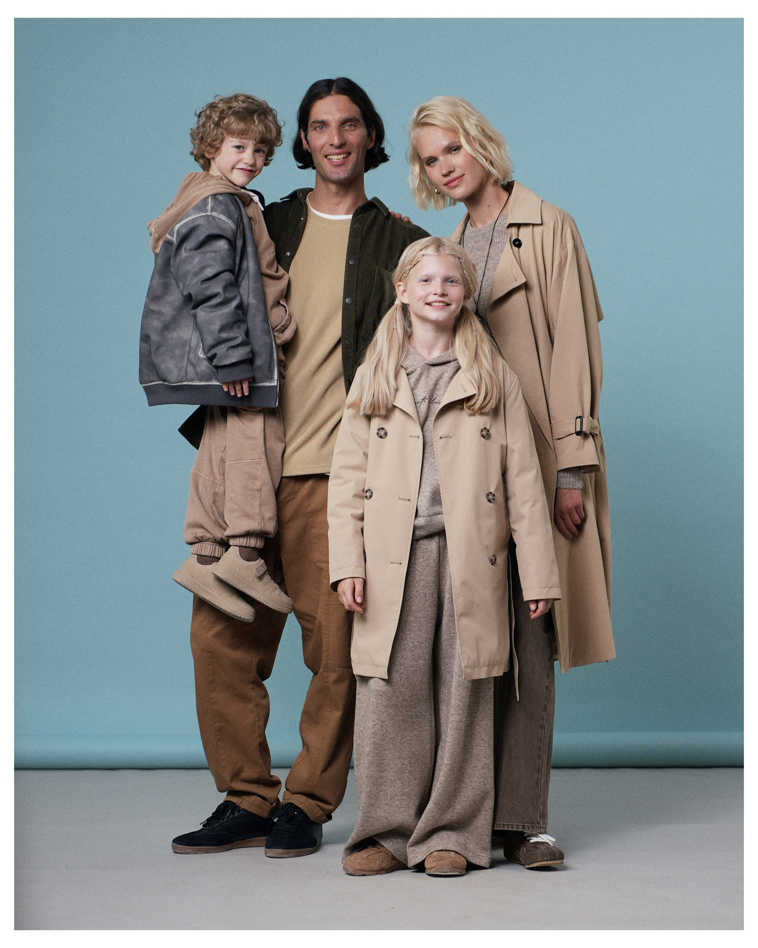 FUNDAY. ANNA — PHOTOGRAPHER