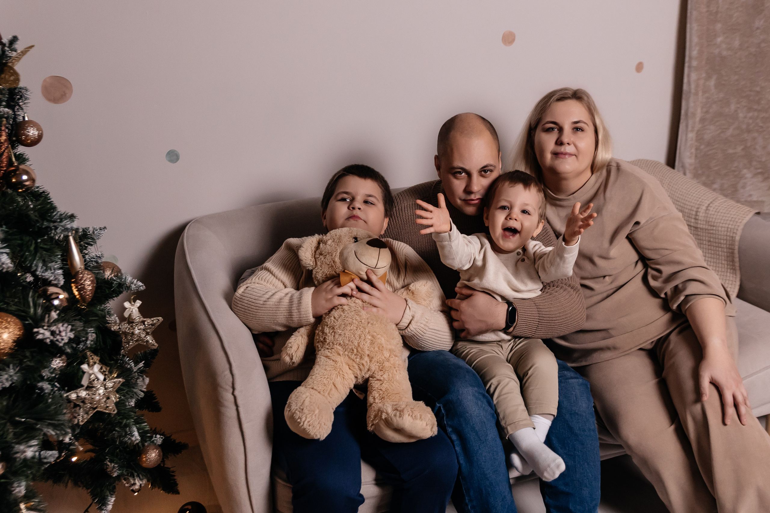 Ксения, Виталий, Артем и Максим. Семейный фотограф Минск Усова Ольга