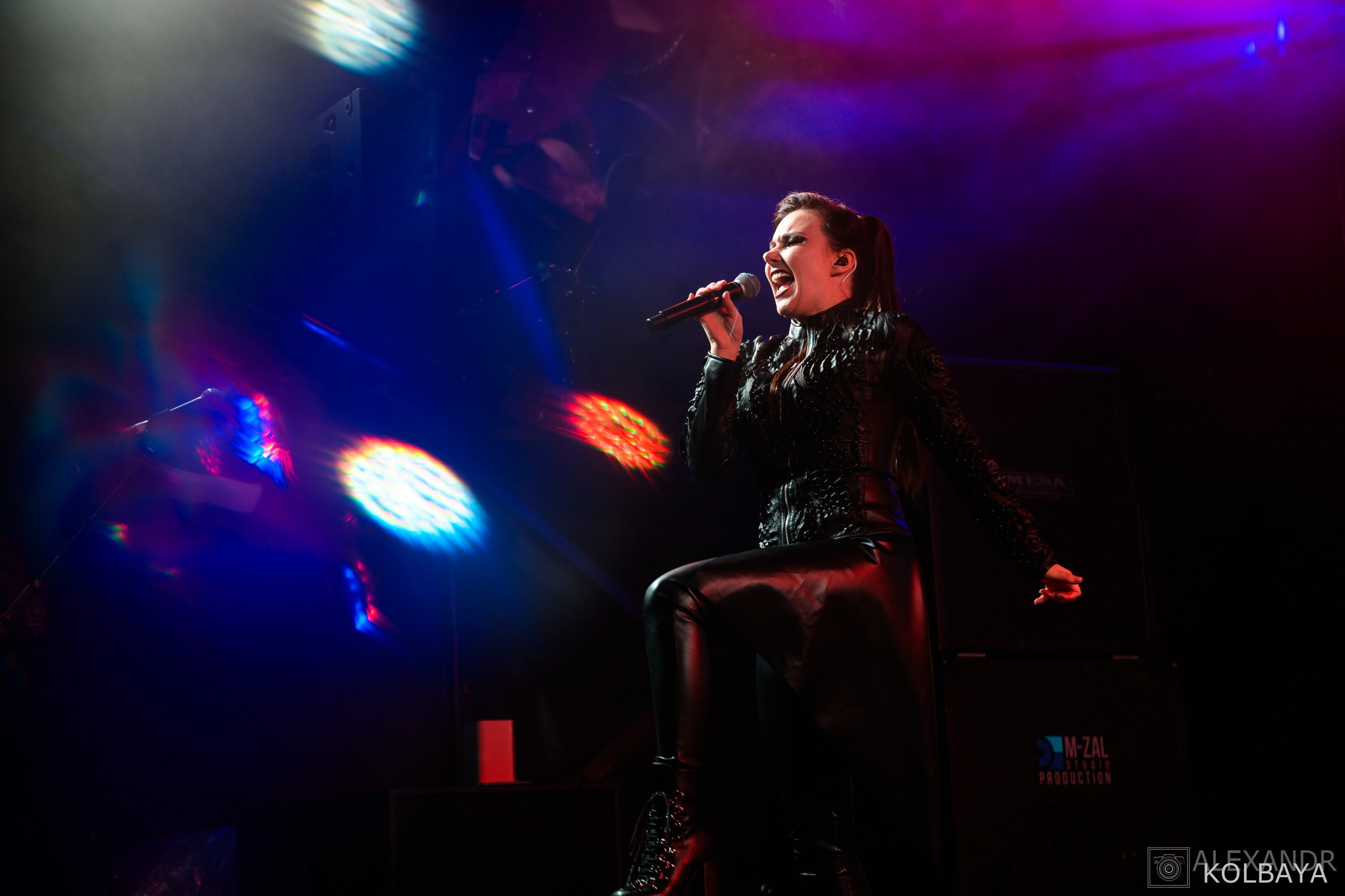 Фоторепортаж с выступления группы Джоконда на фестивале НашРокФест 2025. Концертный и театральный репортажный фотограф в Москве Александр Колбая
