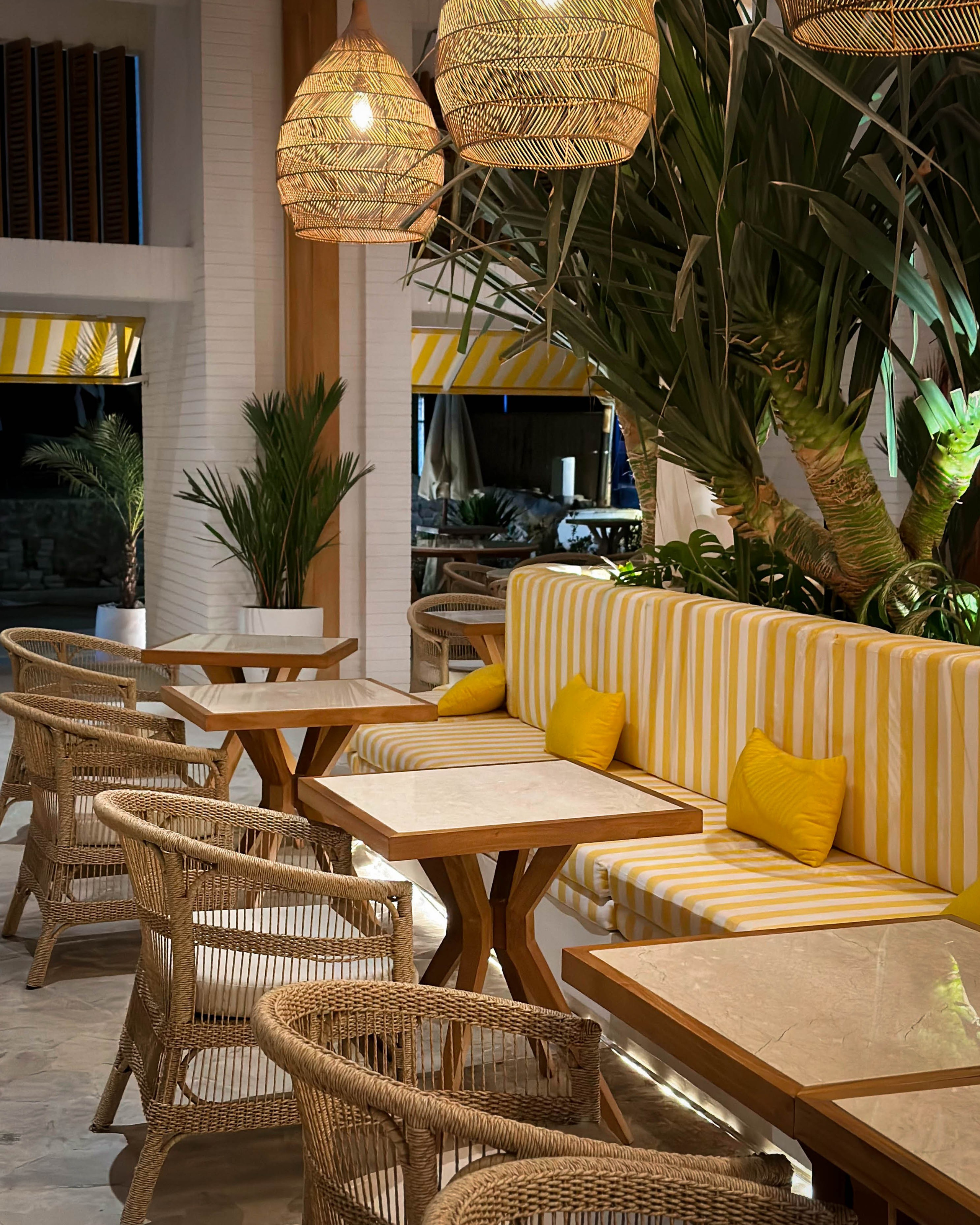 Cocana Resort, Gili, Indonesia. Alina and Vlad — hotel & brand content creators