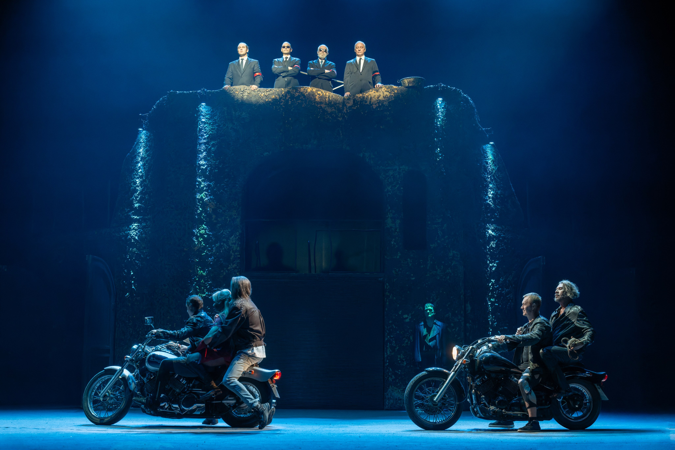 Театр Моссовета: Иисус Христос Супервезда — 35 лет на сцене. Сайт фотографа Сергея Абрамова