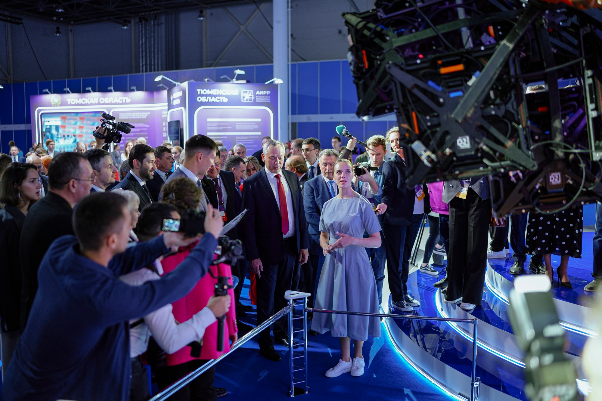 Технопром 2024. #фотокаквкино | Фотографирую людей