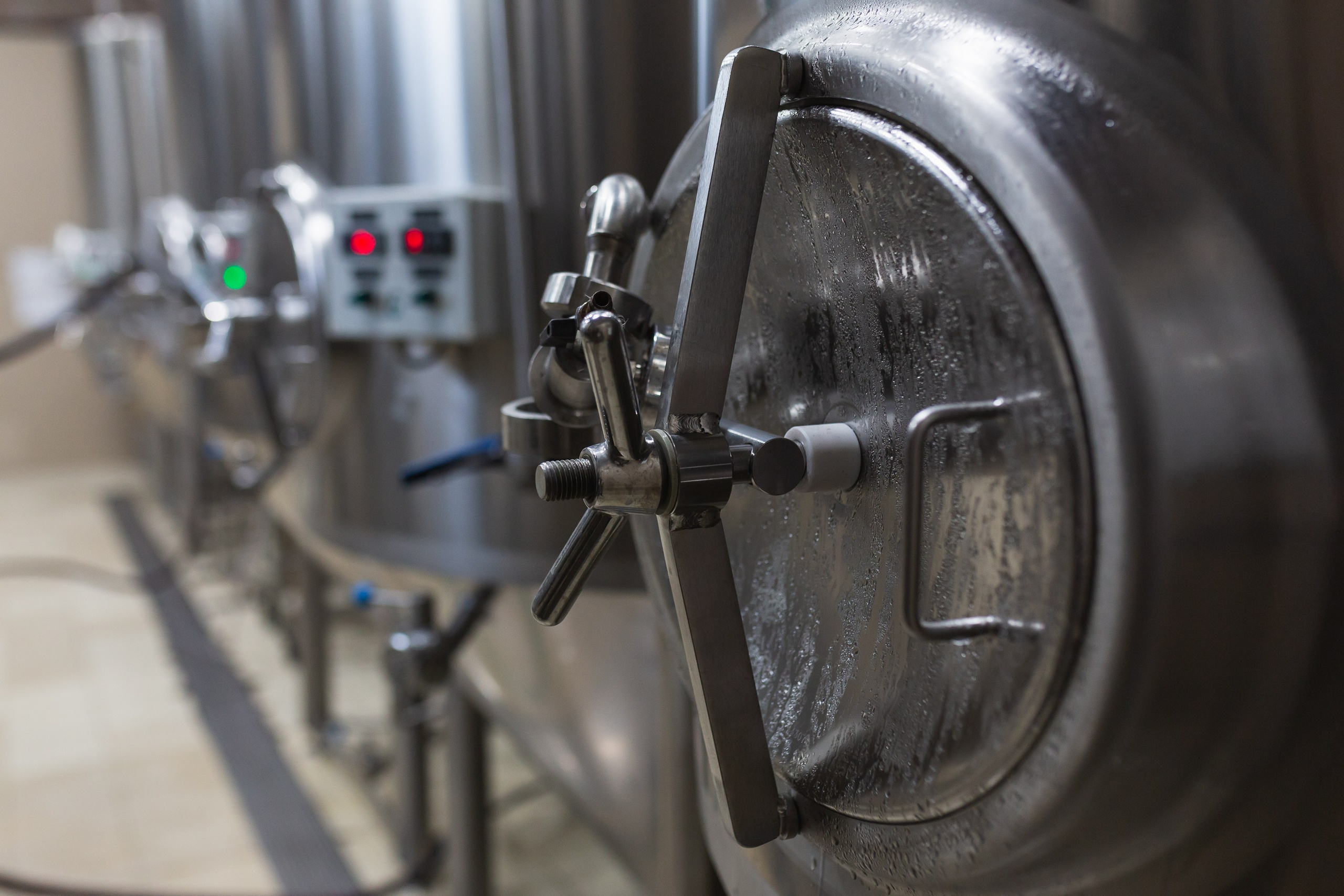 Фотографии с производства. Roman — Репортажный фотограф в Новосибирске