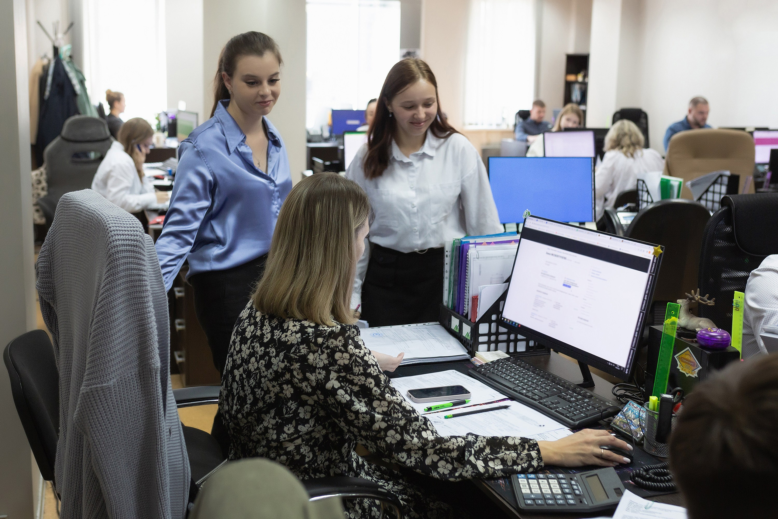 Фотографии офисной работы. Roman — Репортажный фотограф в Новосибирске