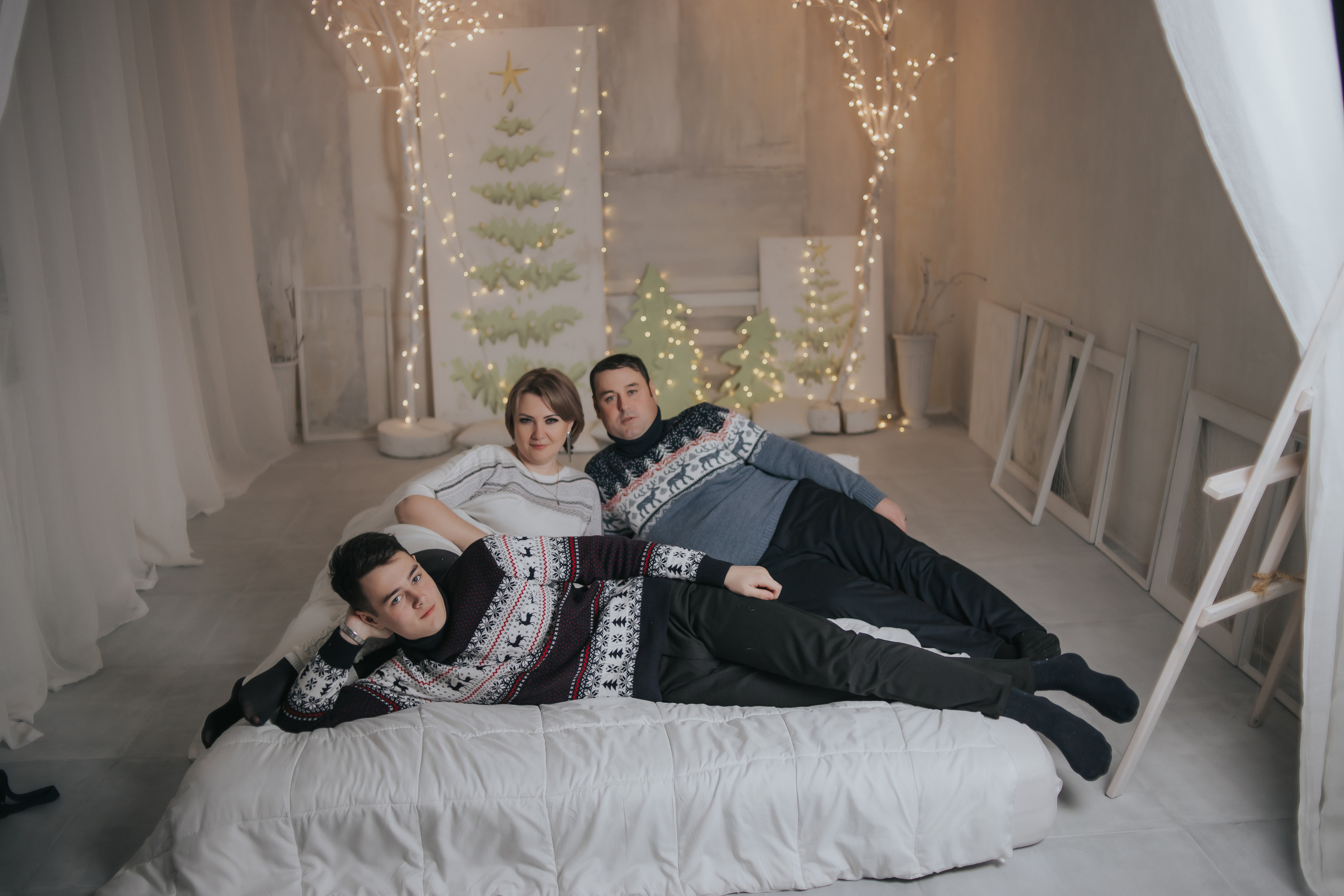 Новый Год. Роман, Светлана, Денис. Фотограф Регина Крикунова г. Красноярск