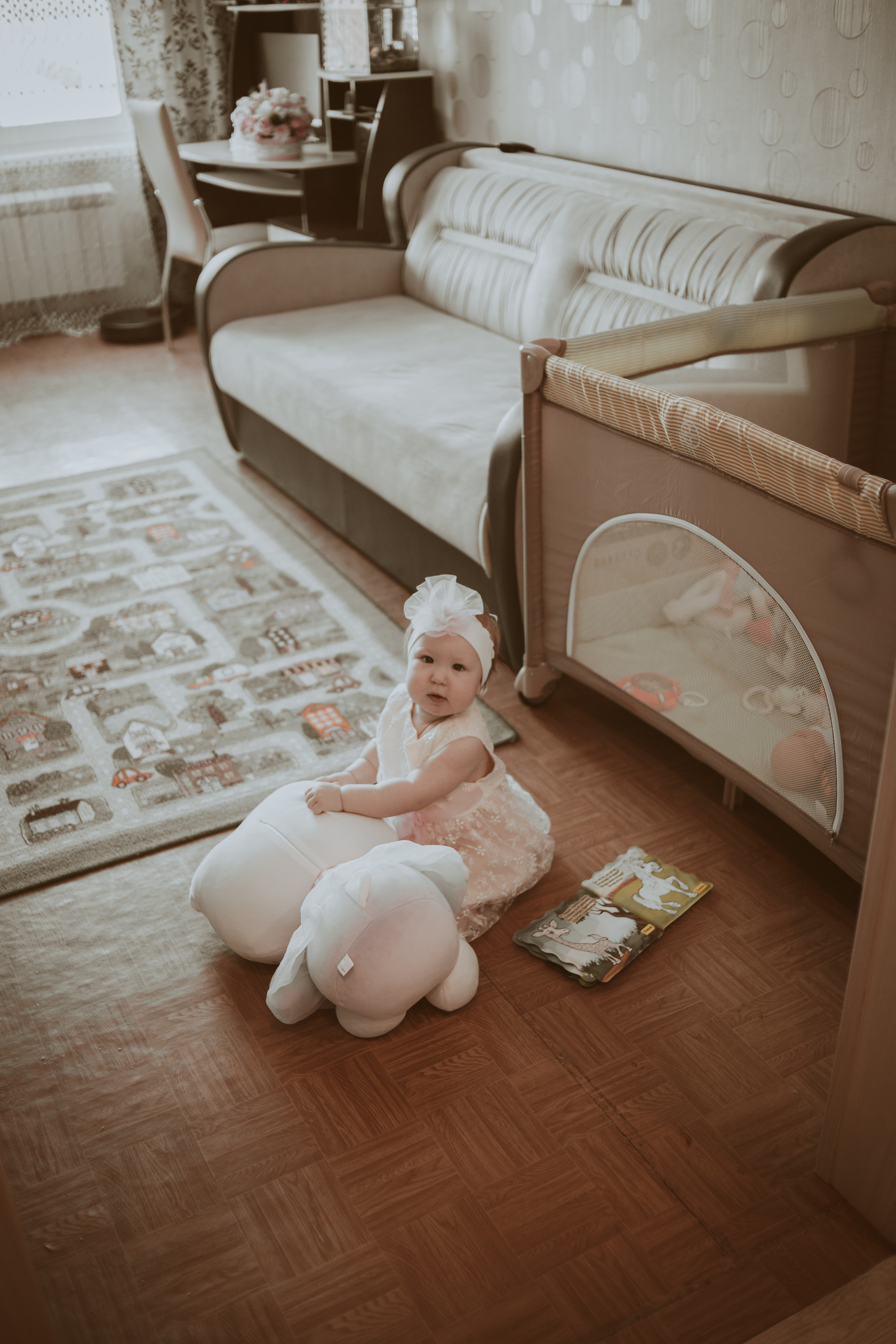 Домашняя фотосессия. День рождения Агаты. Фотограф Регина Крикунова г. Красноярск