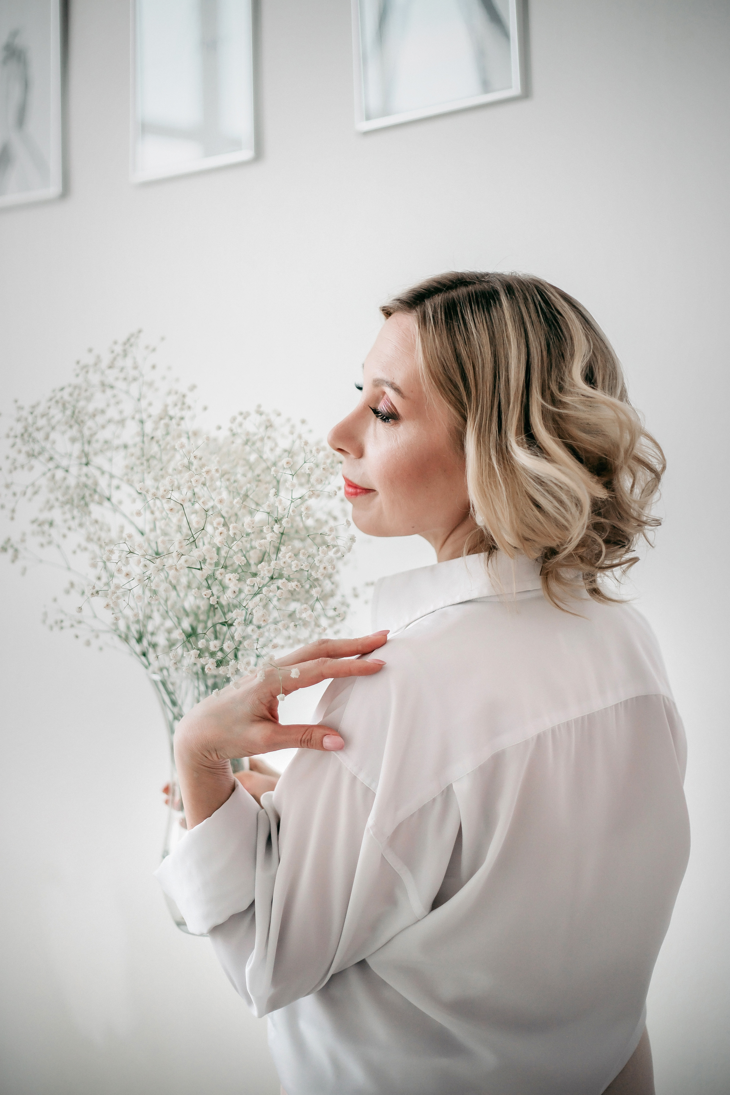 Юлия. Фотосессия в цветах. Фотограф Регина Крикунова г. Красноярск